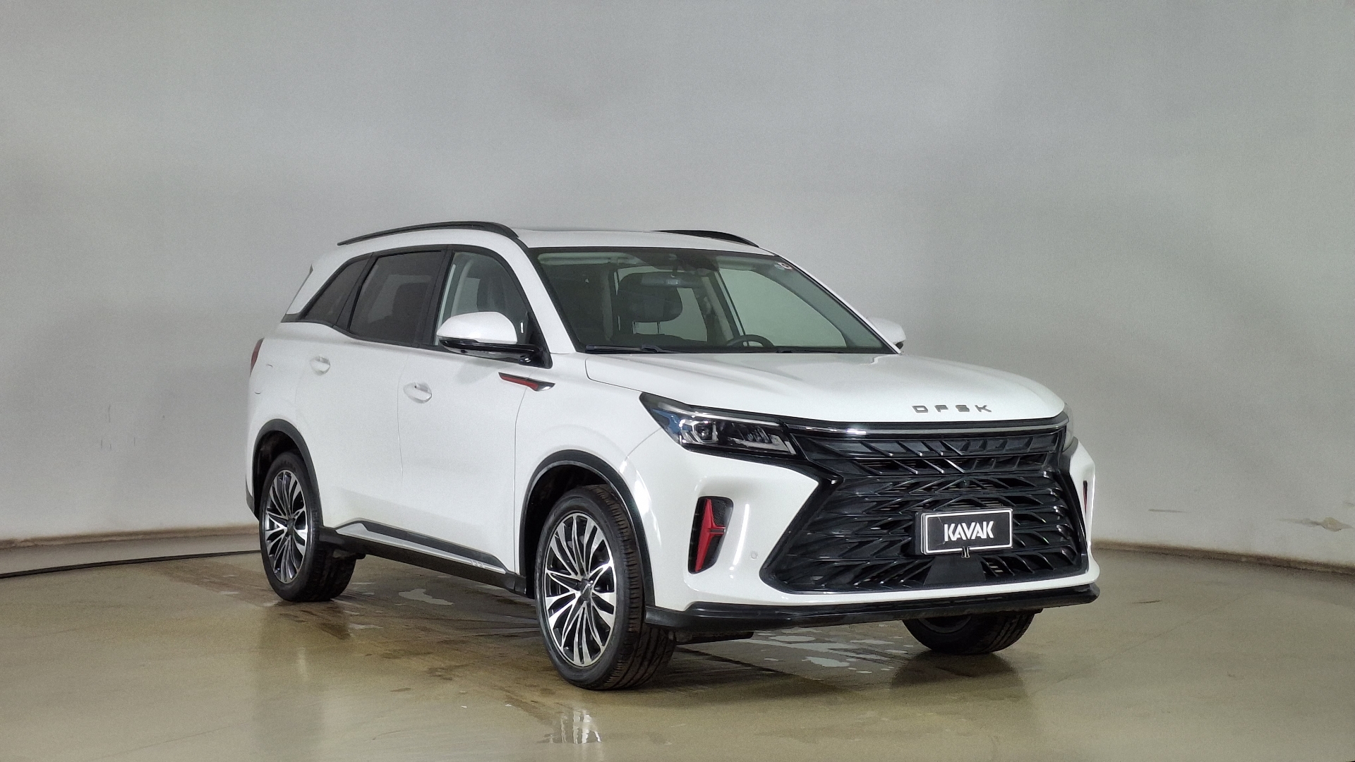 DFSK Suv600 — foto 3 de 18