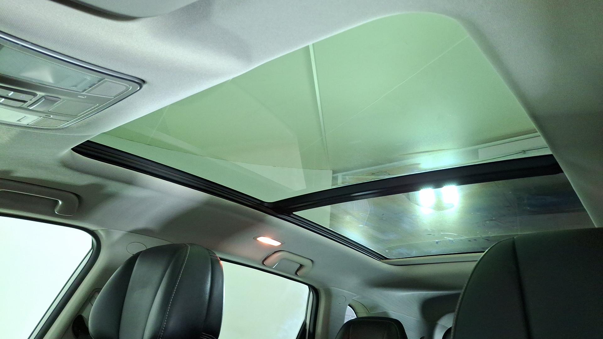DFSK Suv600 — foto 13 de 18