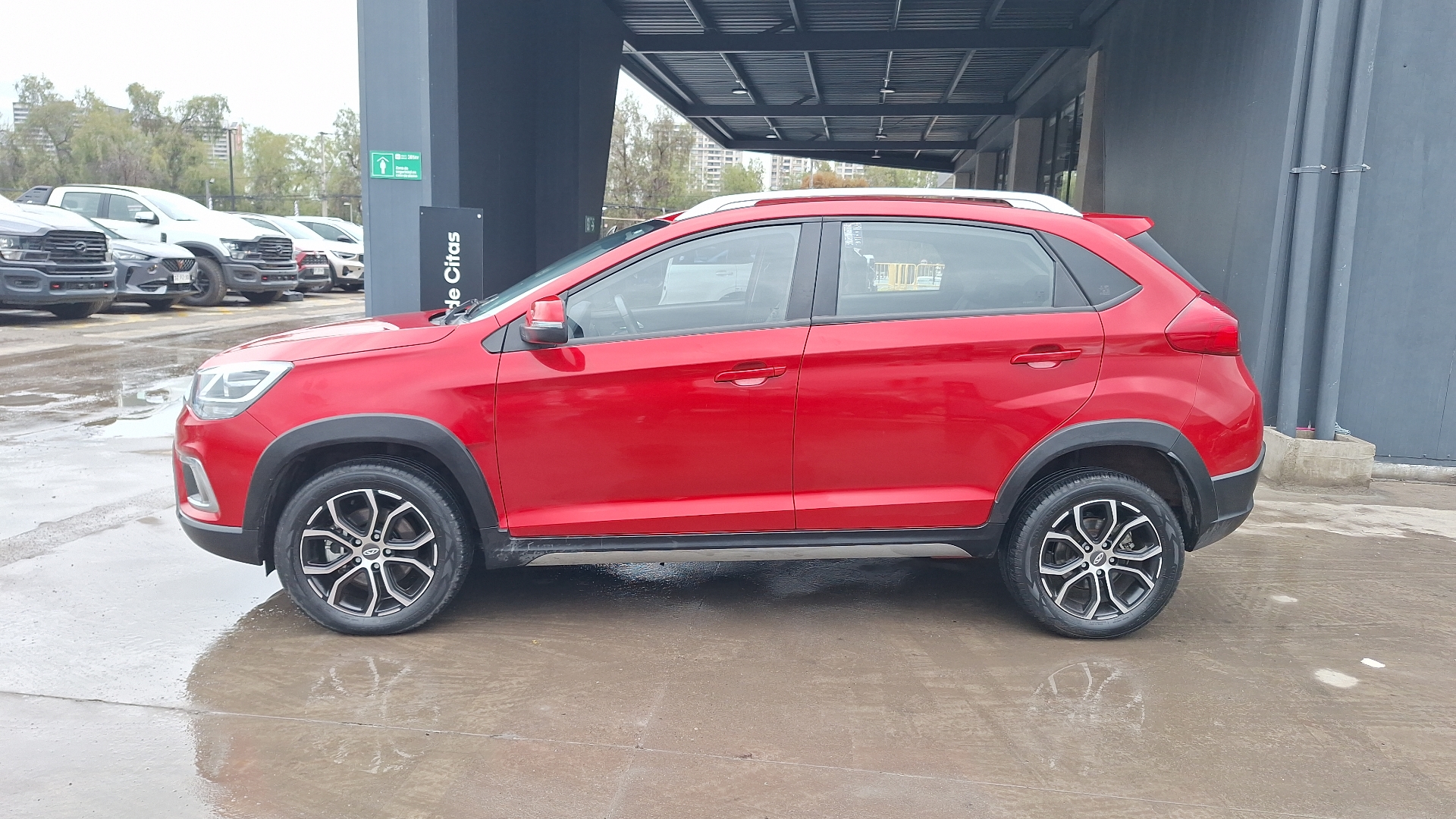 Chery Tiggo 2 — foto 2 de 15