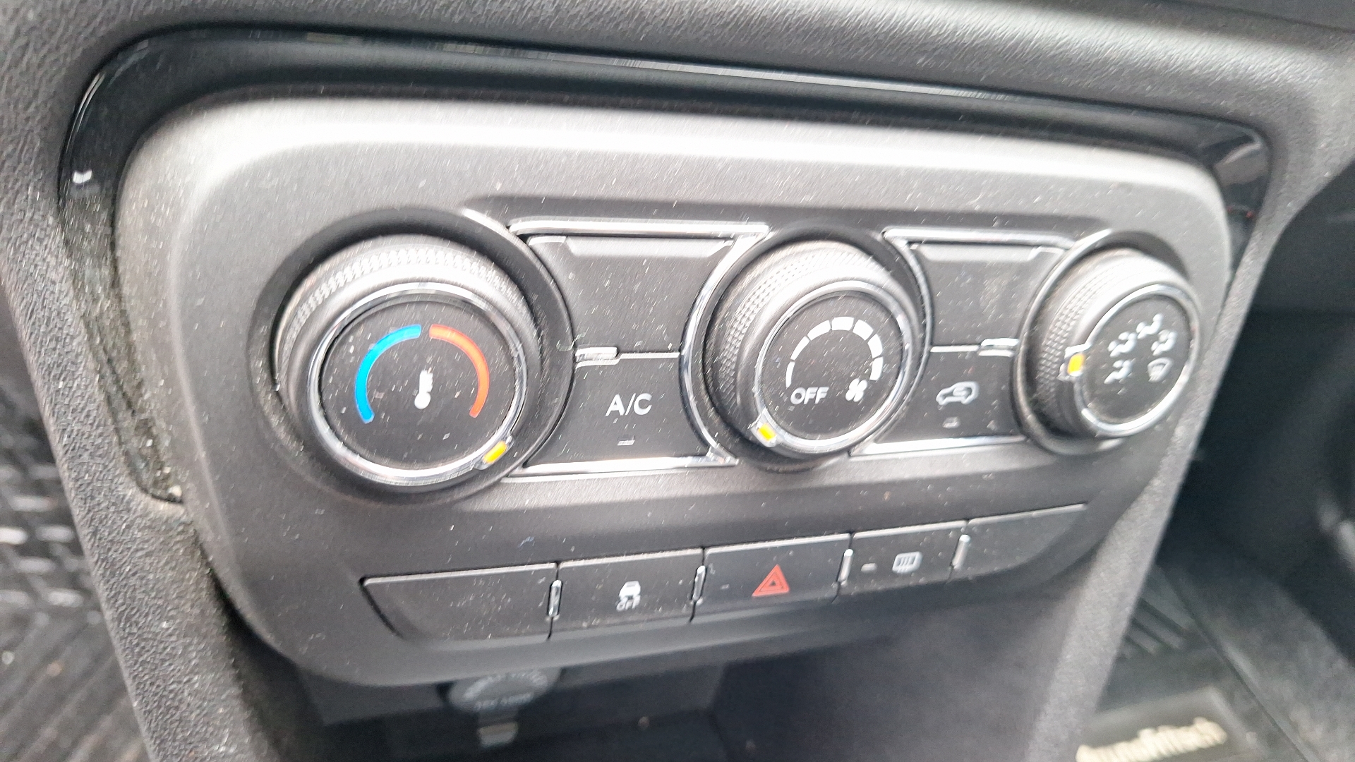 Chery Tiggo 2 — foto 15 de 15