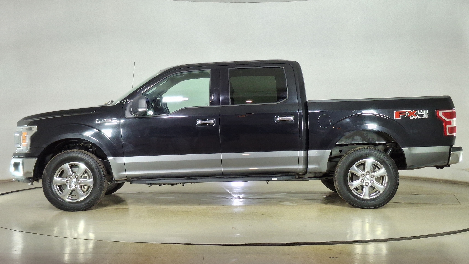Ford F-150 — foto 7 de 16