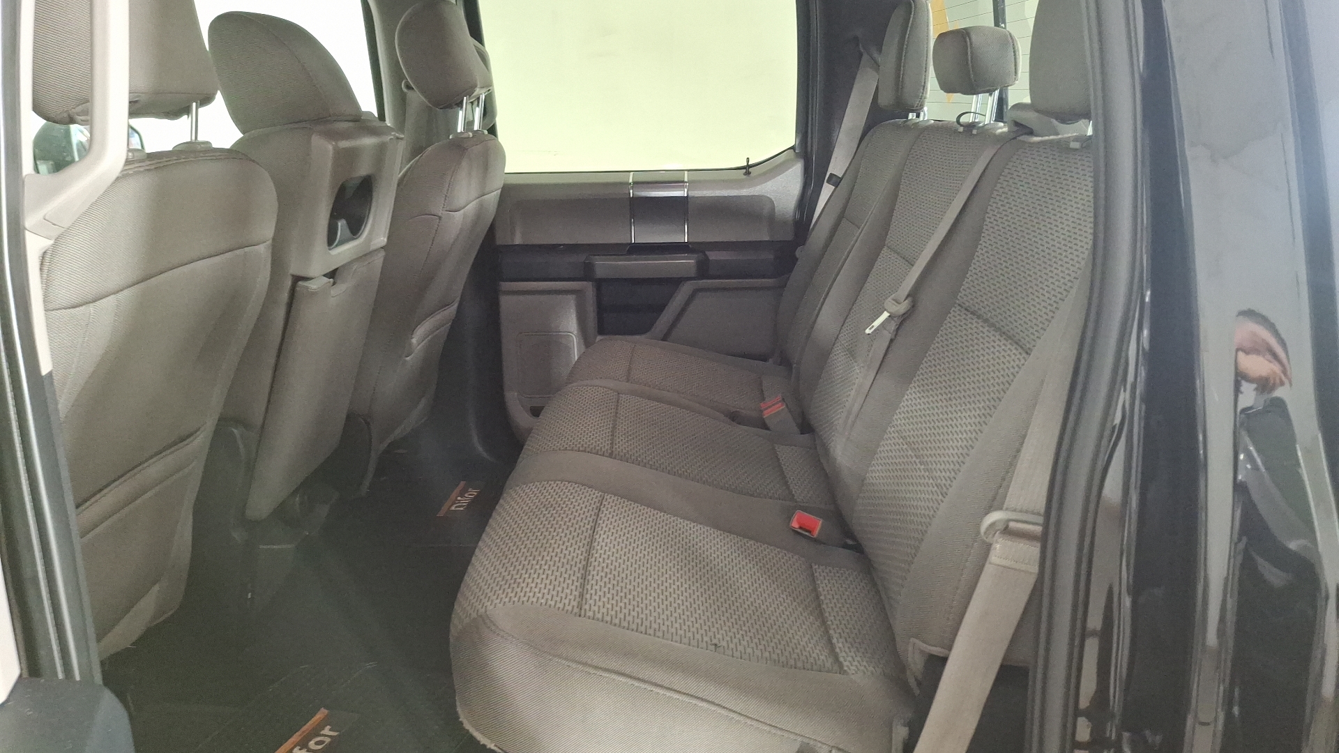 Ford F-150 — foto 14 de 16