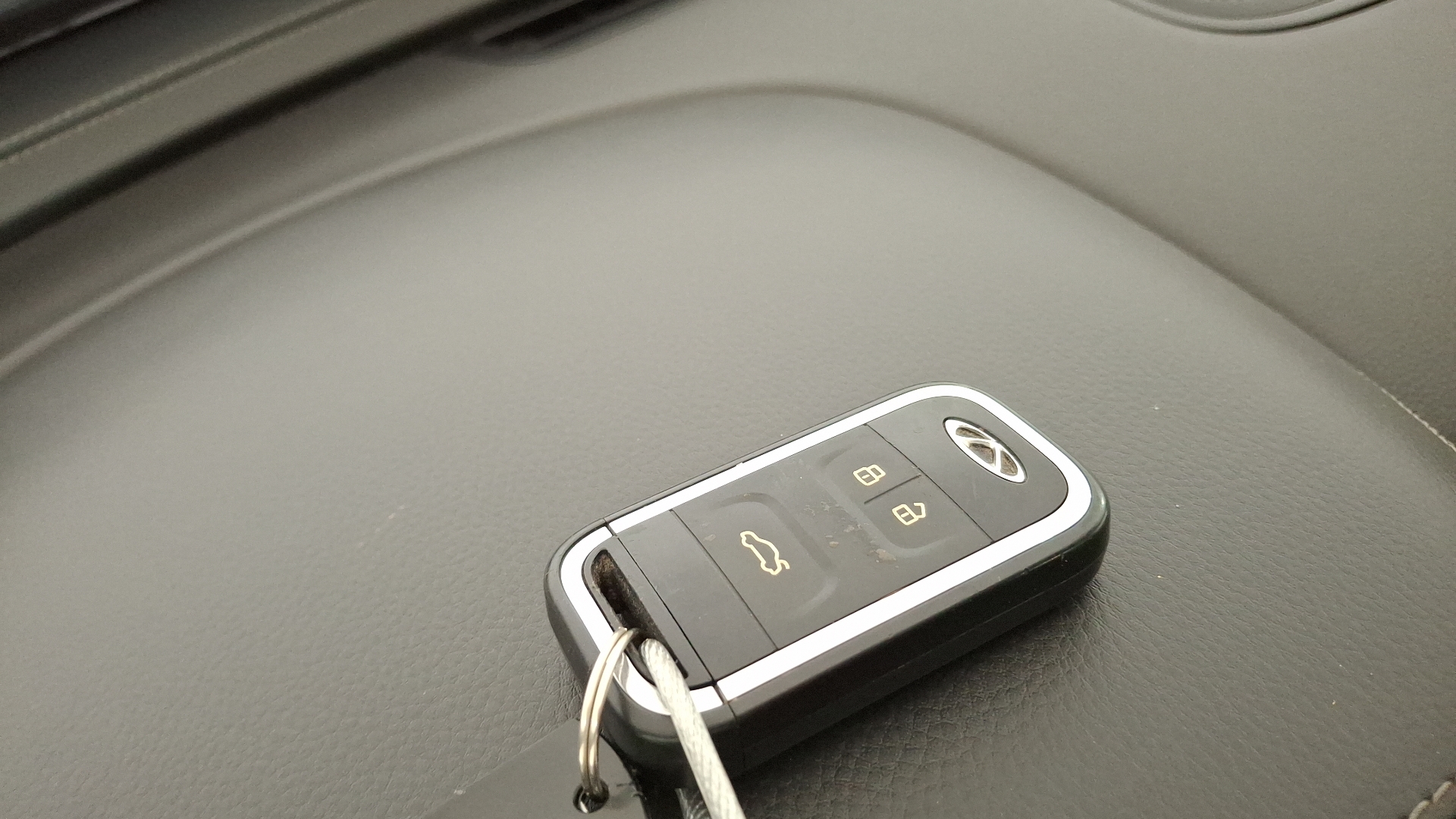 Chery Tiggo 8 — foto 16 de 16