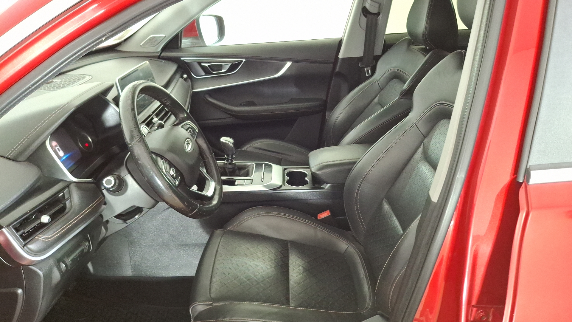 Chery Tiggo 8 — foto 13 de 16