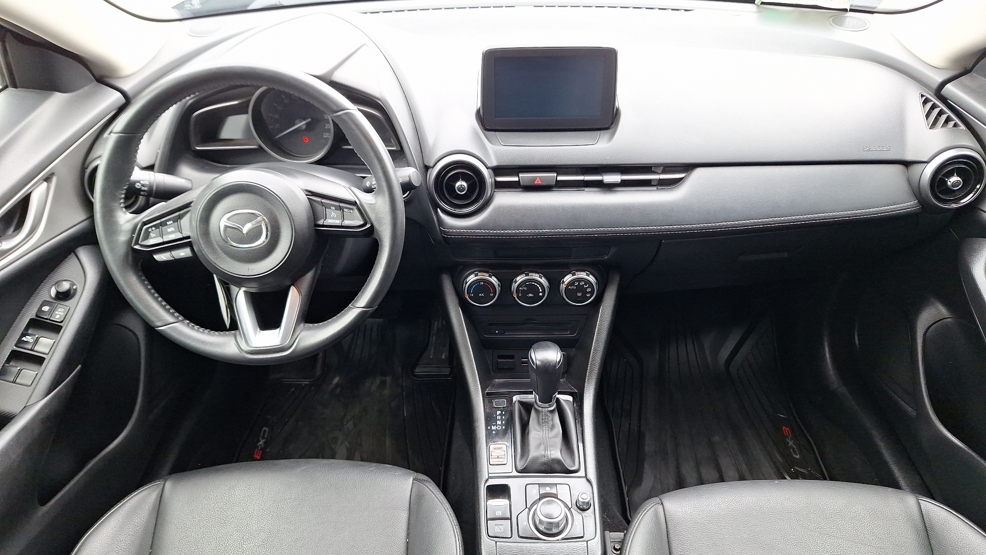 Mazda CX-3 — foto 6 de 15