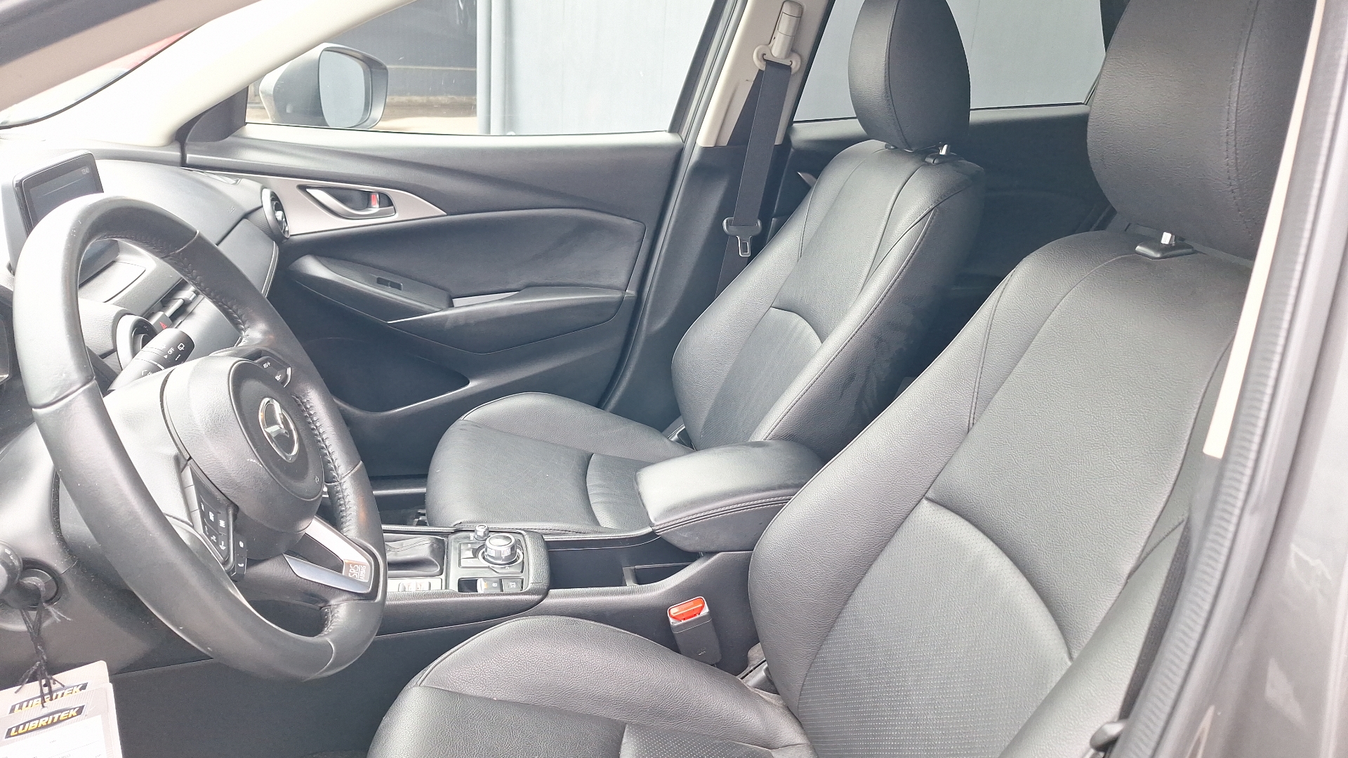Mazda CX-3 — foto 14 de 15