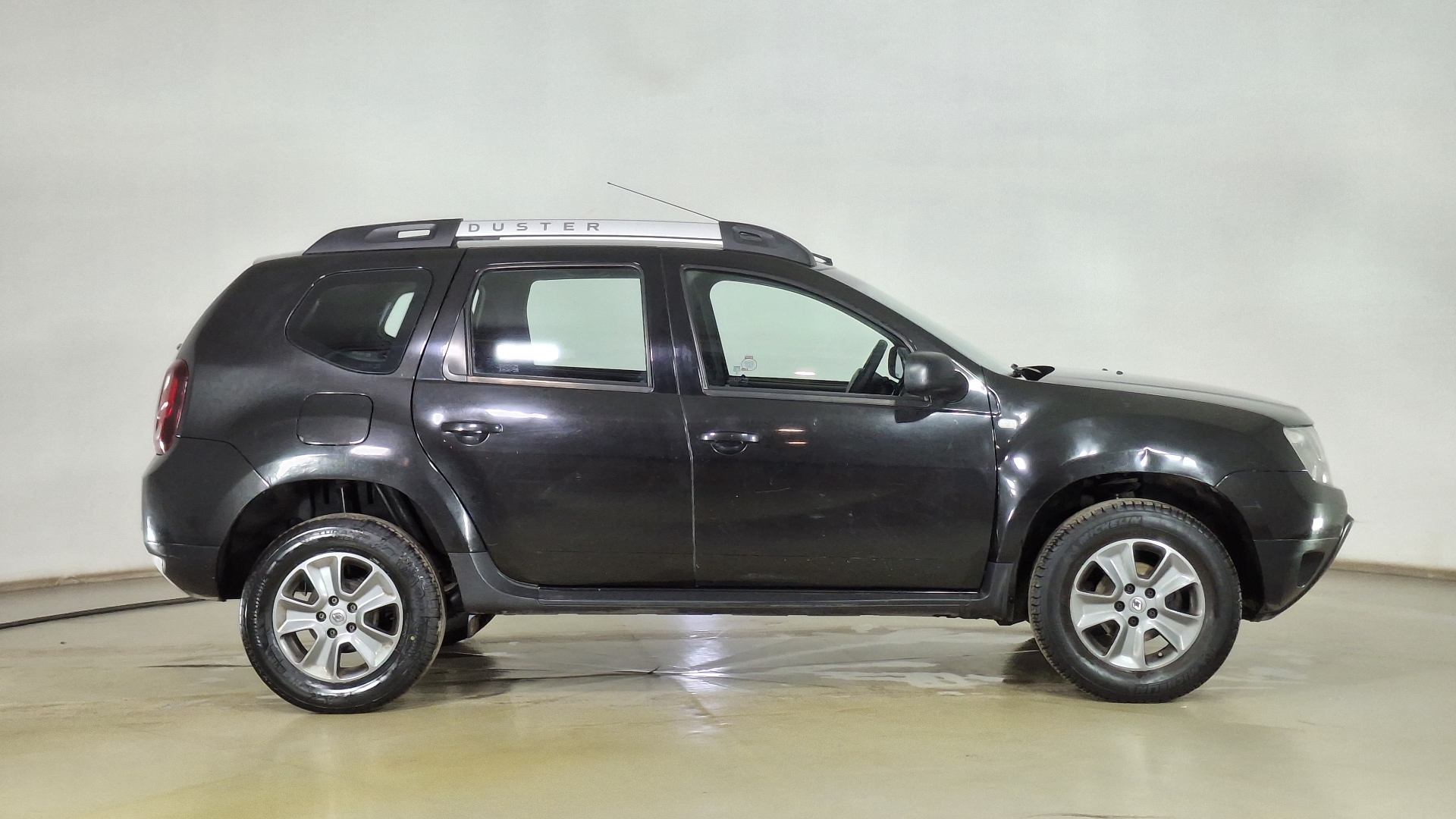 Renault Duster — foto 4 de 15
