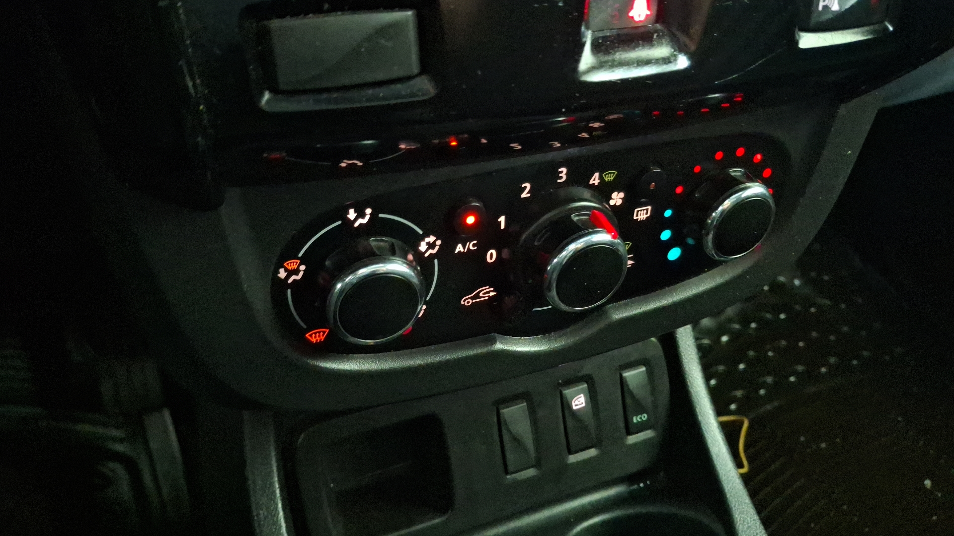 Renault Duster — foto 14 de 15