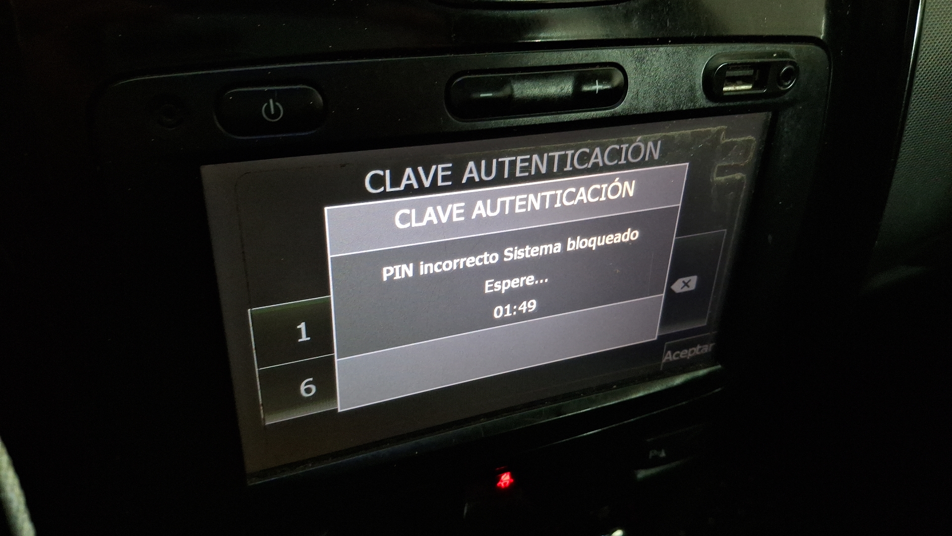 Renault Duster — foto 10 de 15