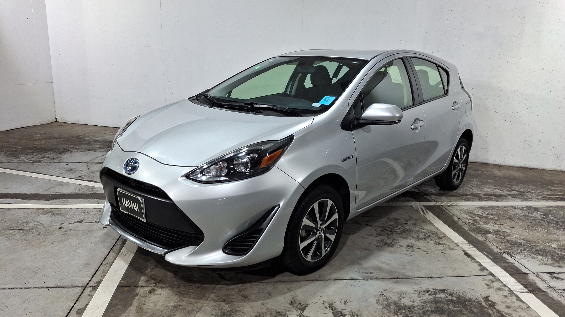 Toyota Prius C 2021
