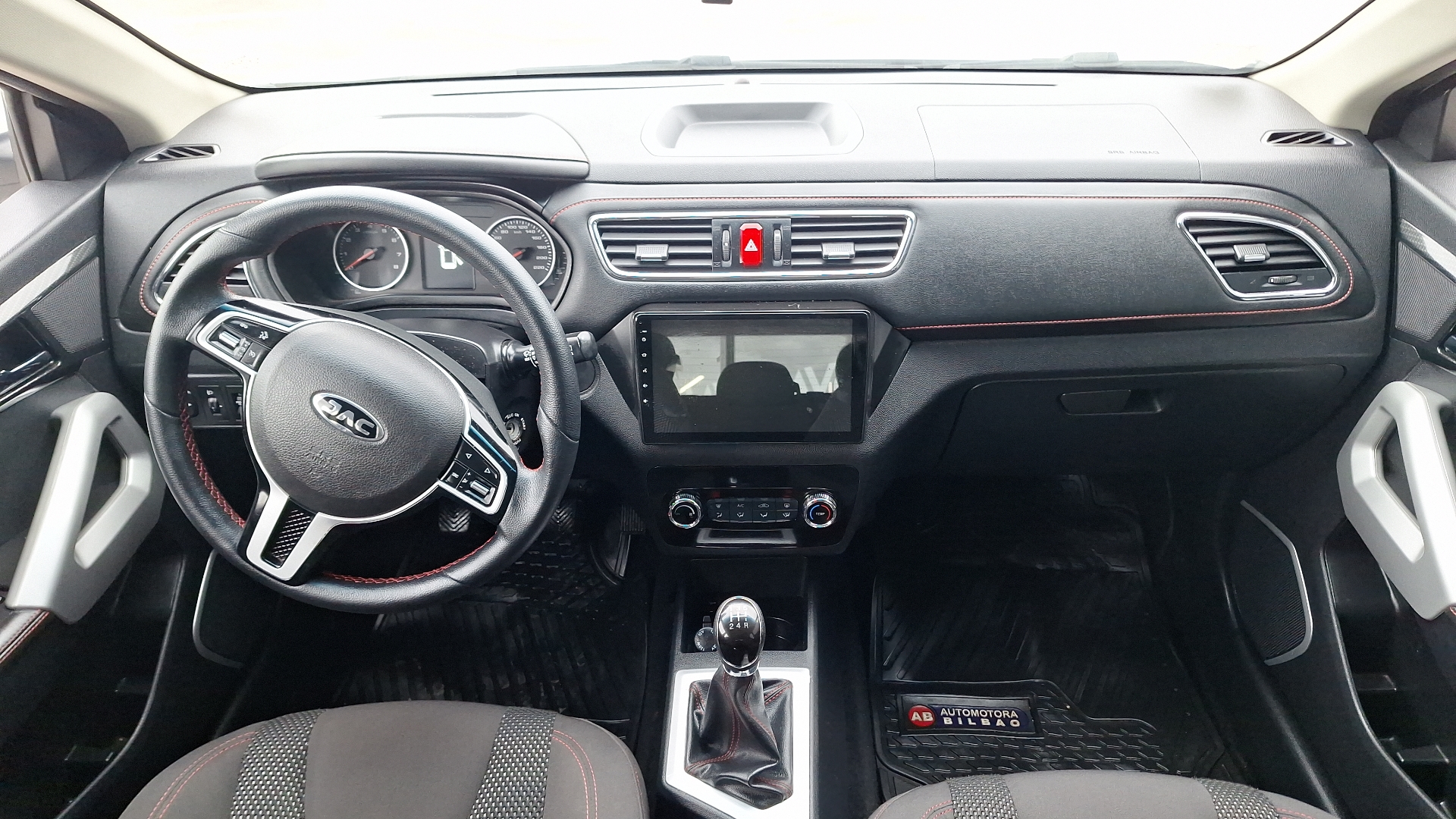 JAC Js2 — foto 6 de 15