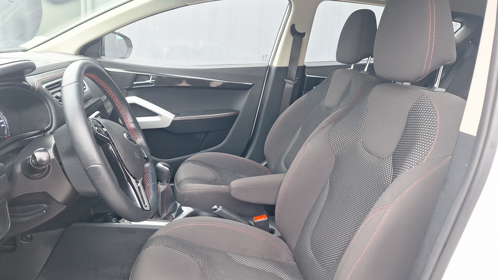 JAC Js2 — foto 14 de 15