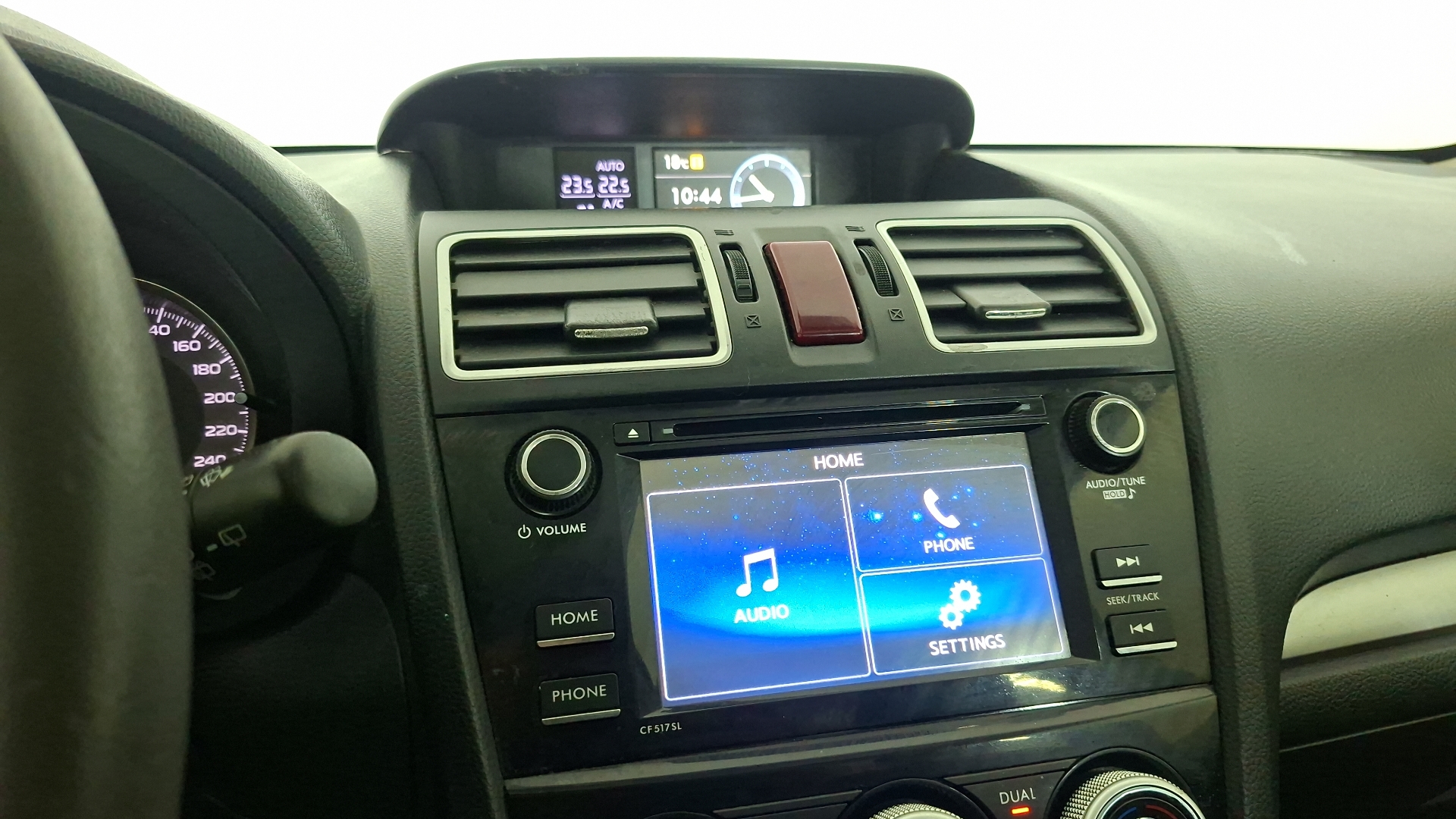 Subaru Forester — foto 10 de 15