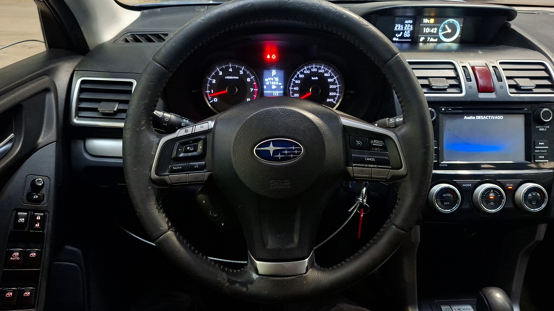 Subaru Forester — foto 8 de 15