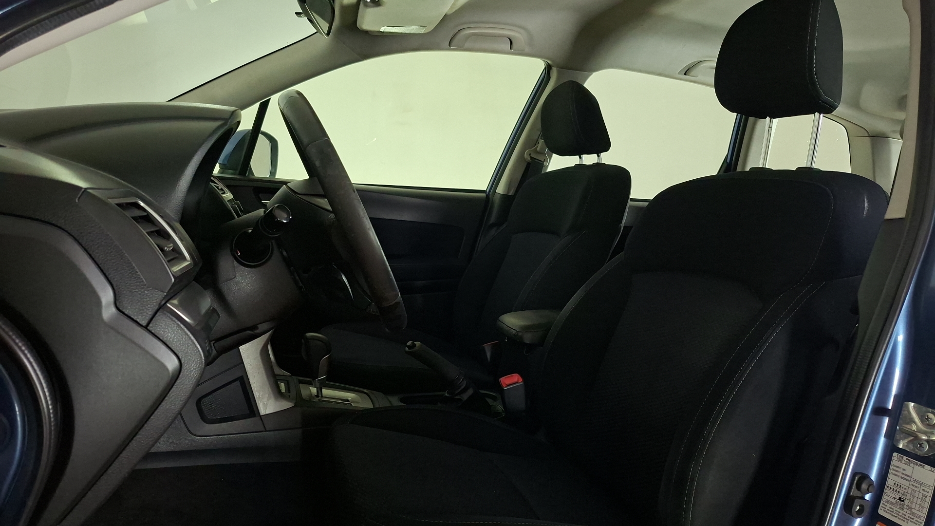 Subaru Forester — foto 13 de 15