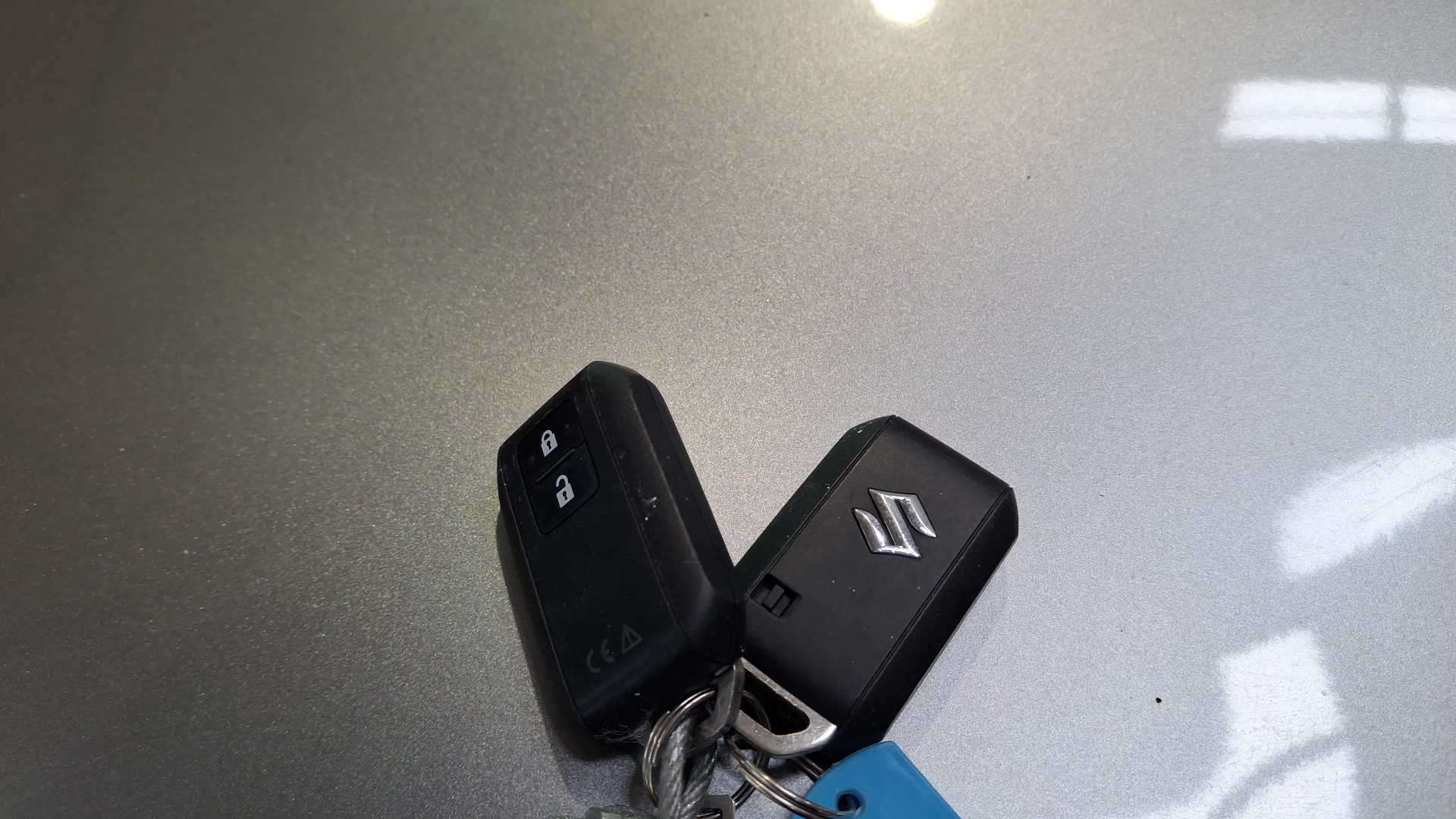 Suzuki Swift — foto 16 de 16