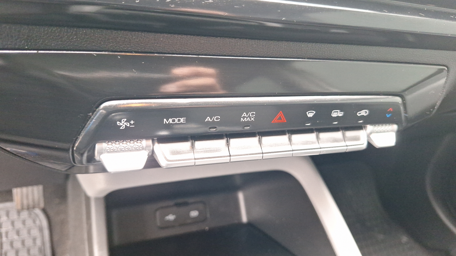 Chevrolet Sail — foto 15 de 15