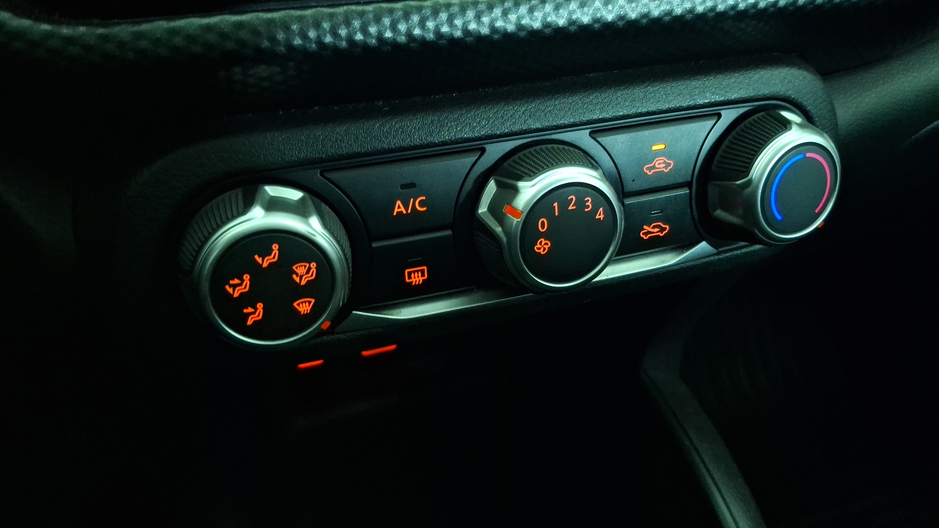 Nissan Kicks — foto 15 de 16
