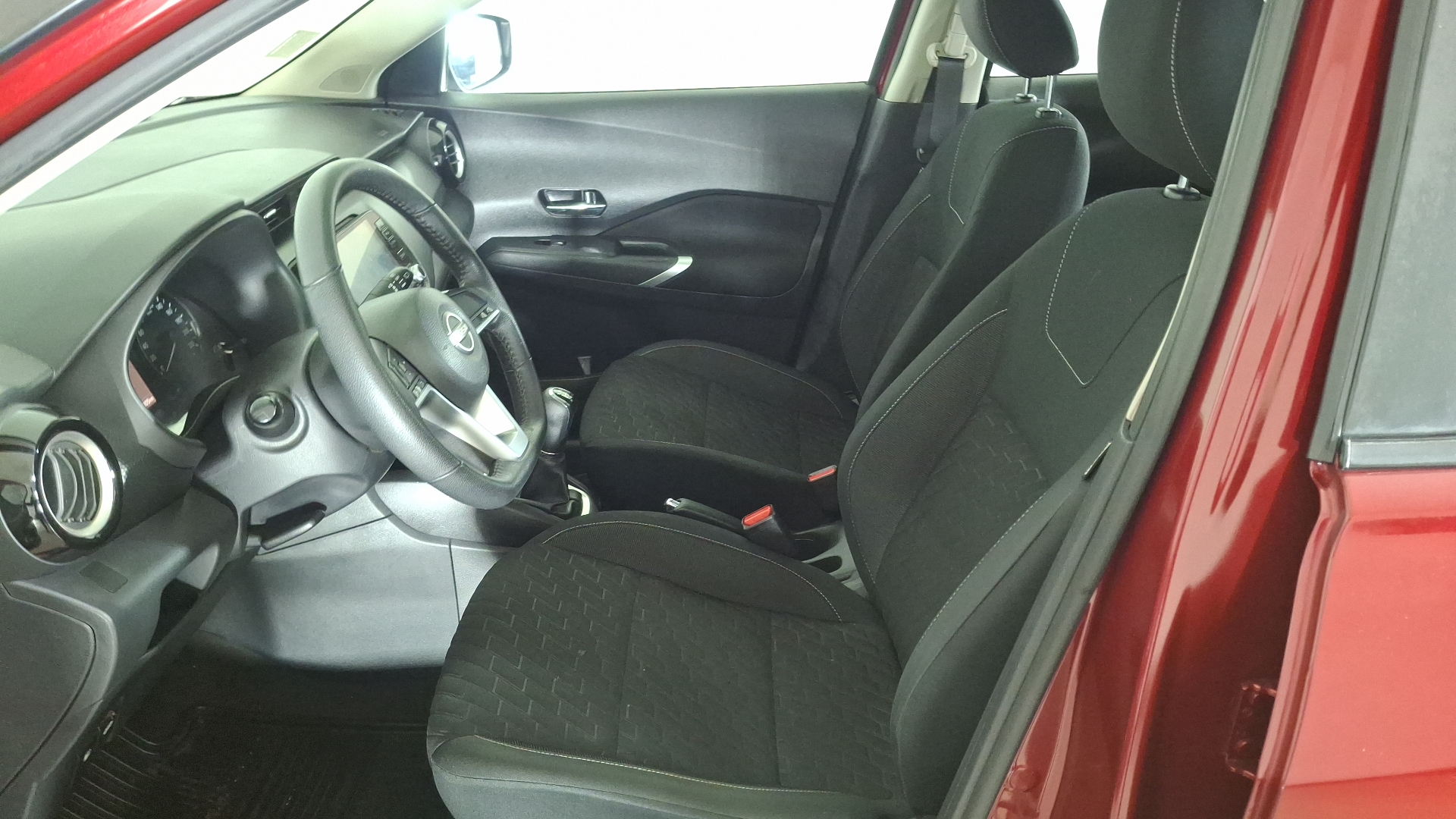 Nissan Kicks — foto 13 de 16