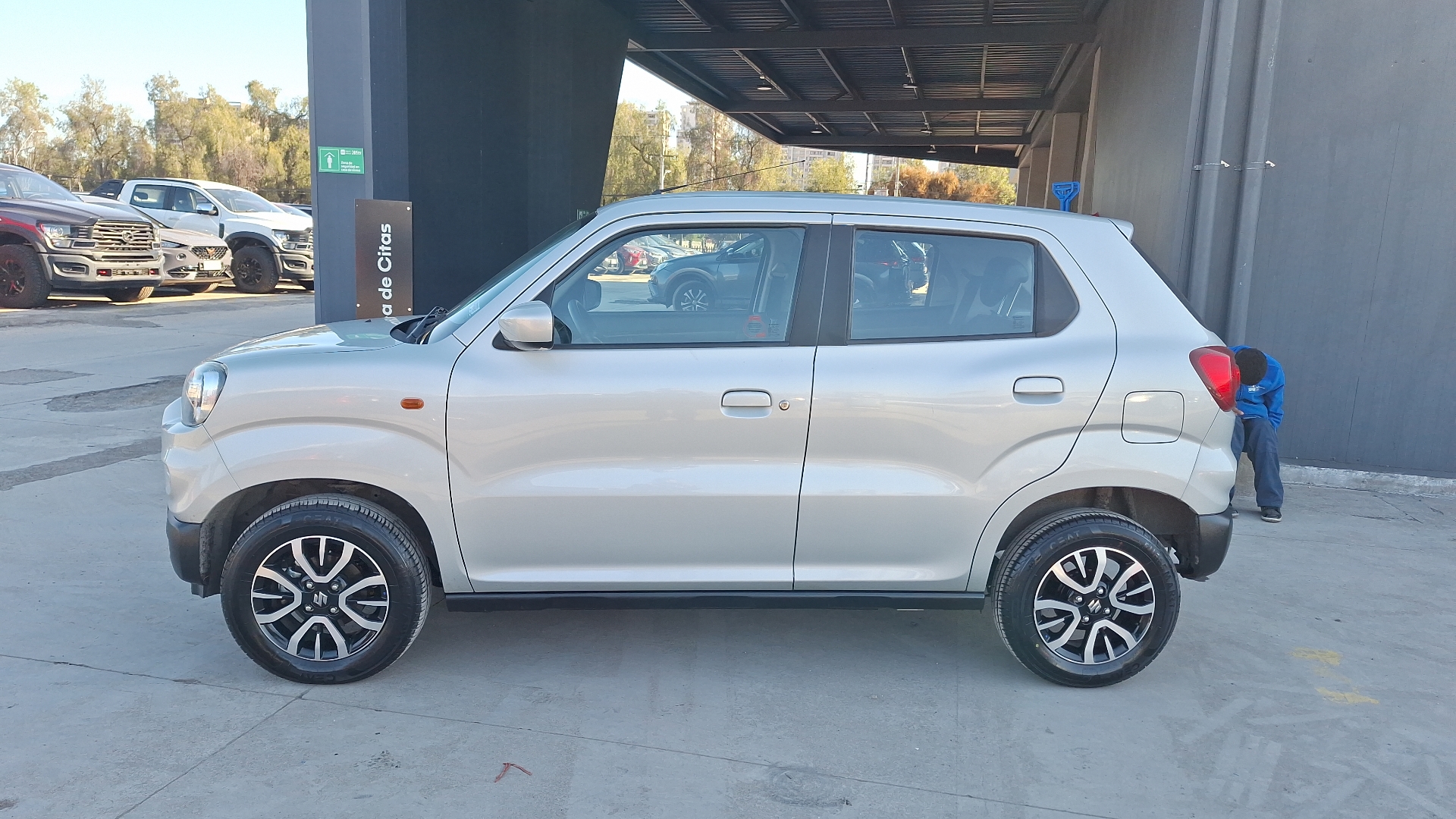 Suzuki S-Presso — foto 2 de 15