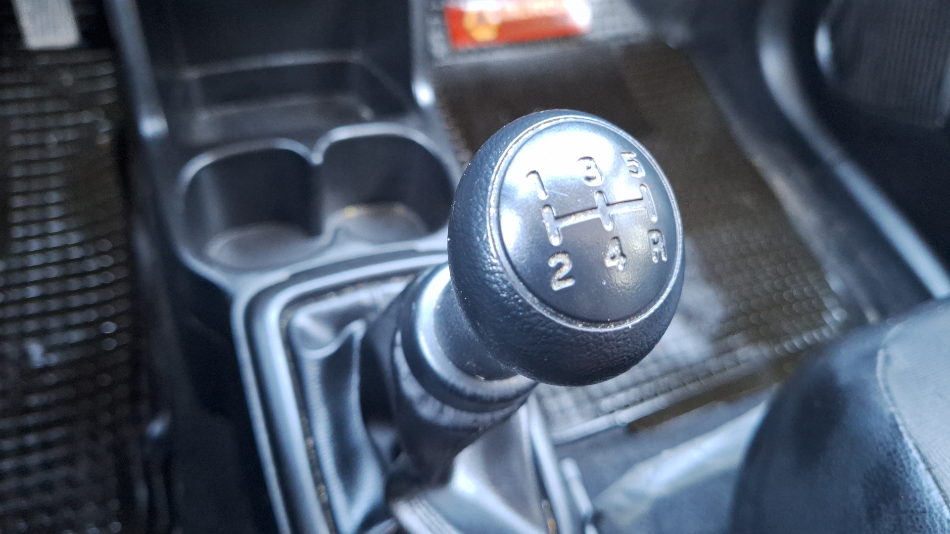 Suzuki S-Presso — foto 11 de 15