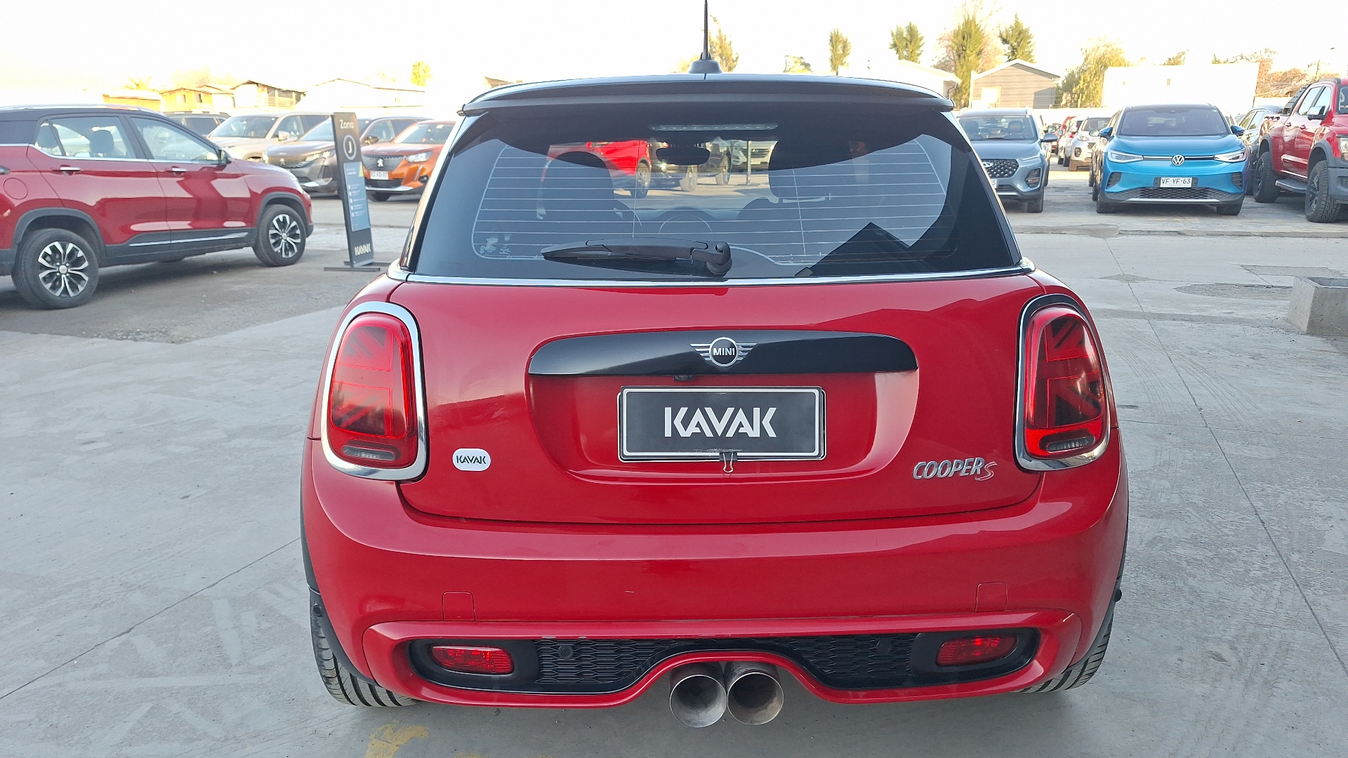 MINI Cooper — foto 3 de 16