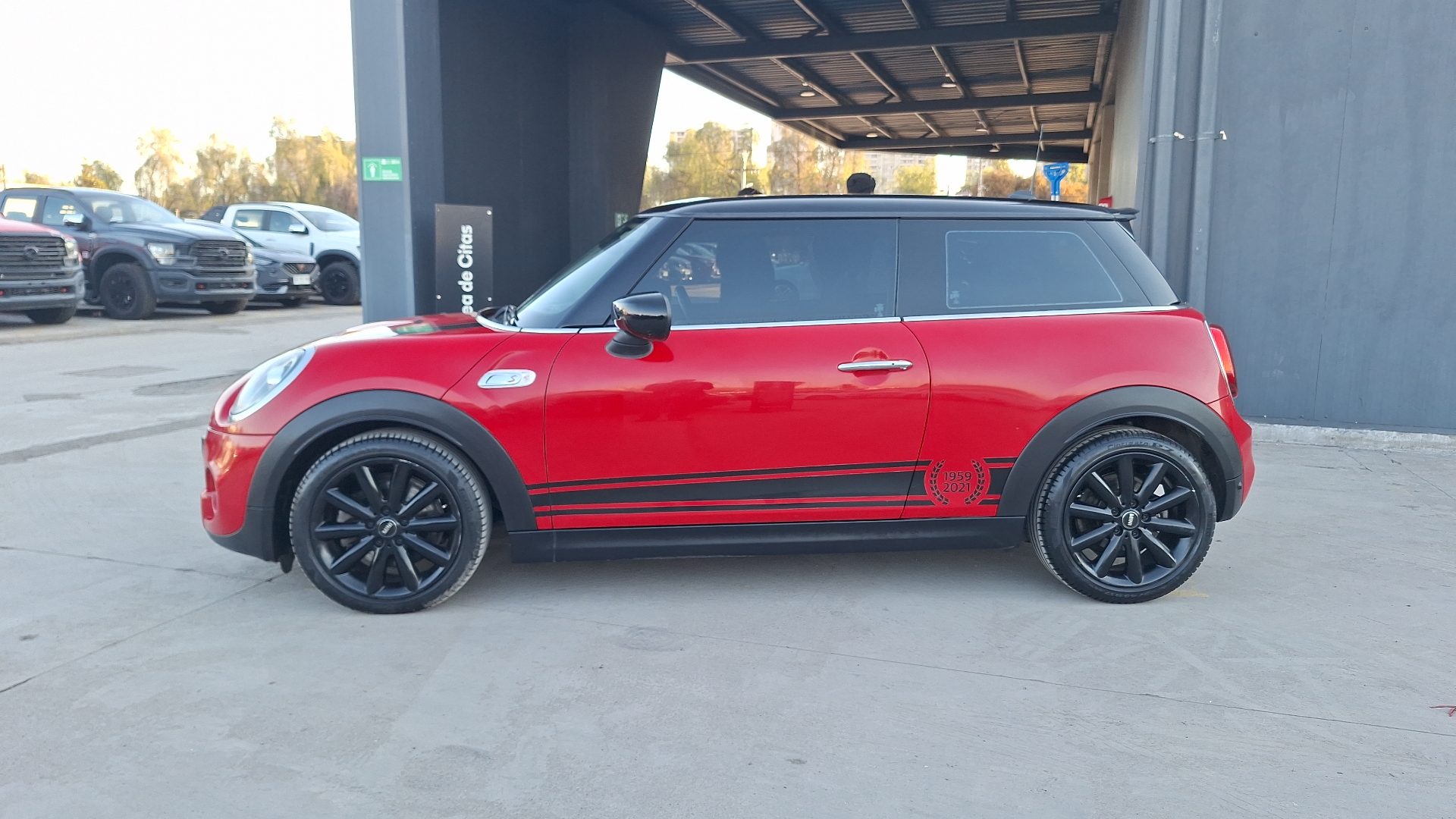 MINI Cooper — foto 2 de 16