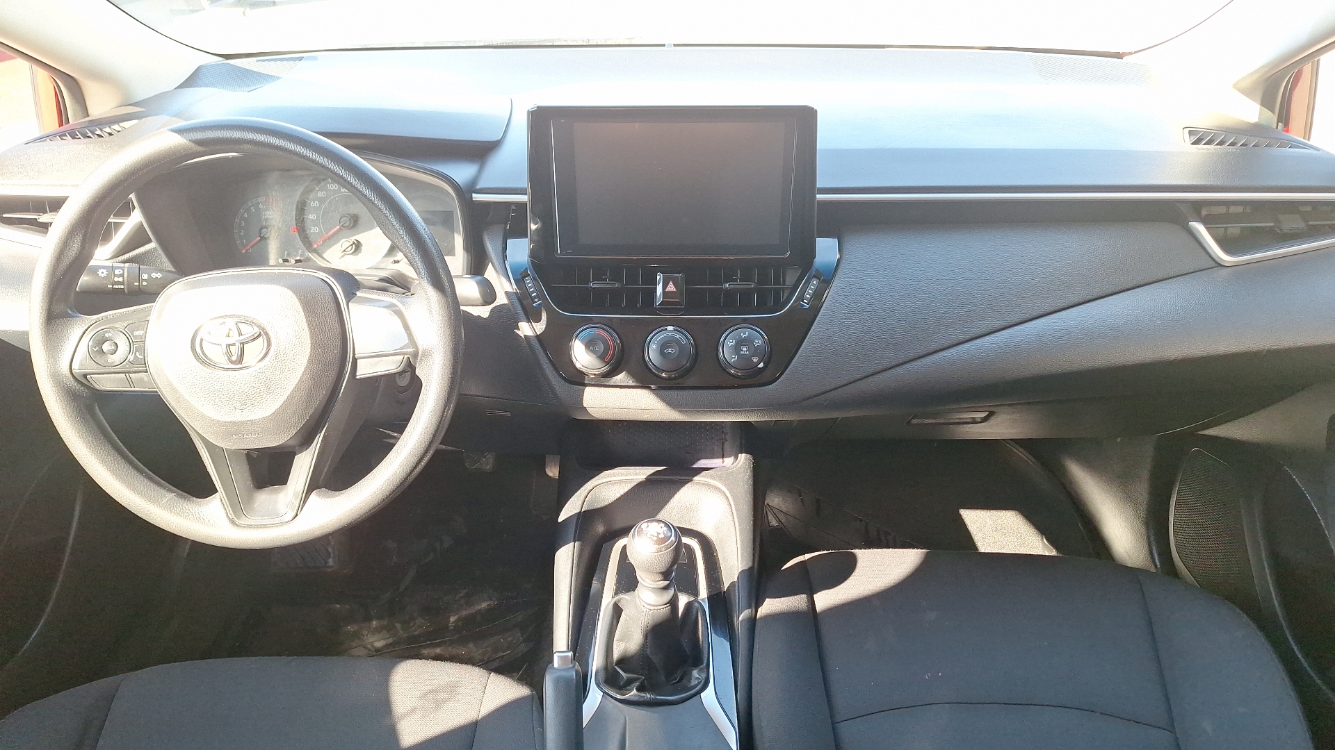 Toyota Corolla — foto 6 de 15