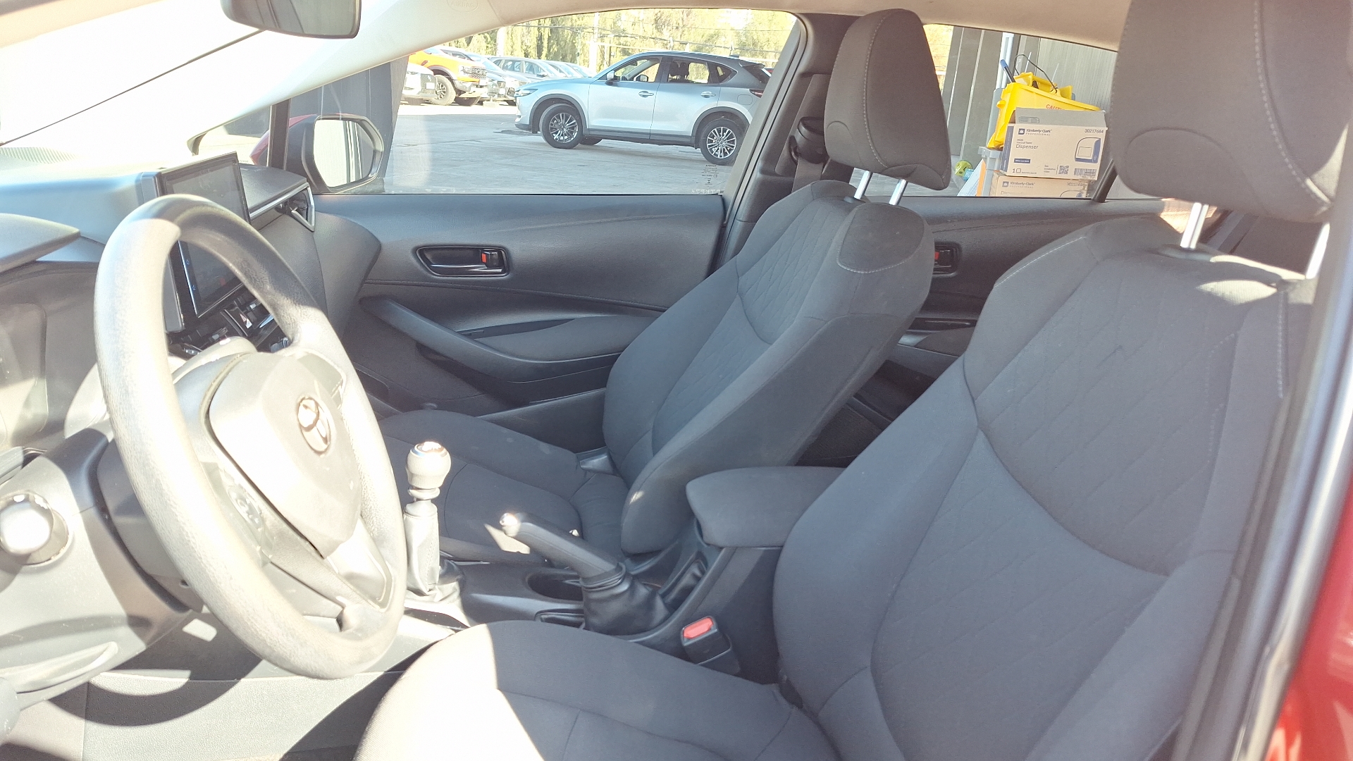 Toyota Corolla — foto 14 de 15