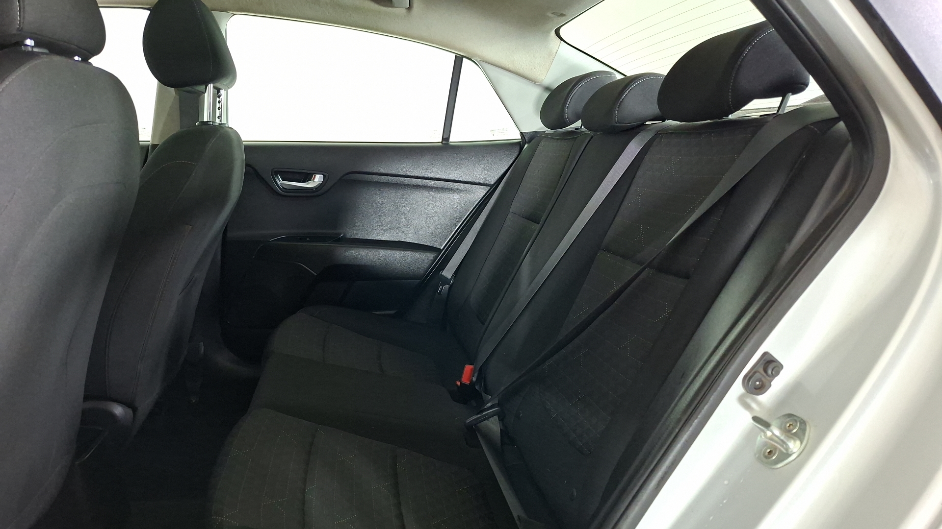 KIA Rio4 — foto 14 de 16