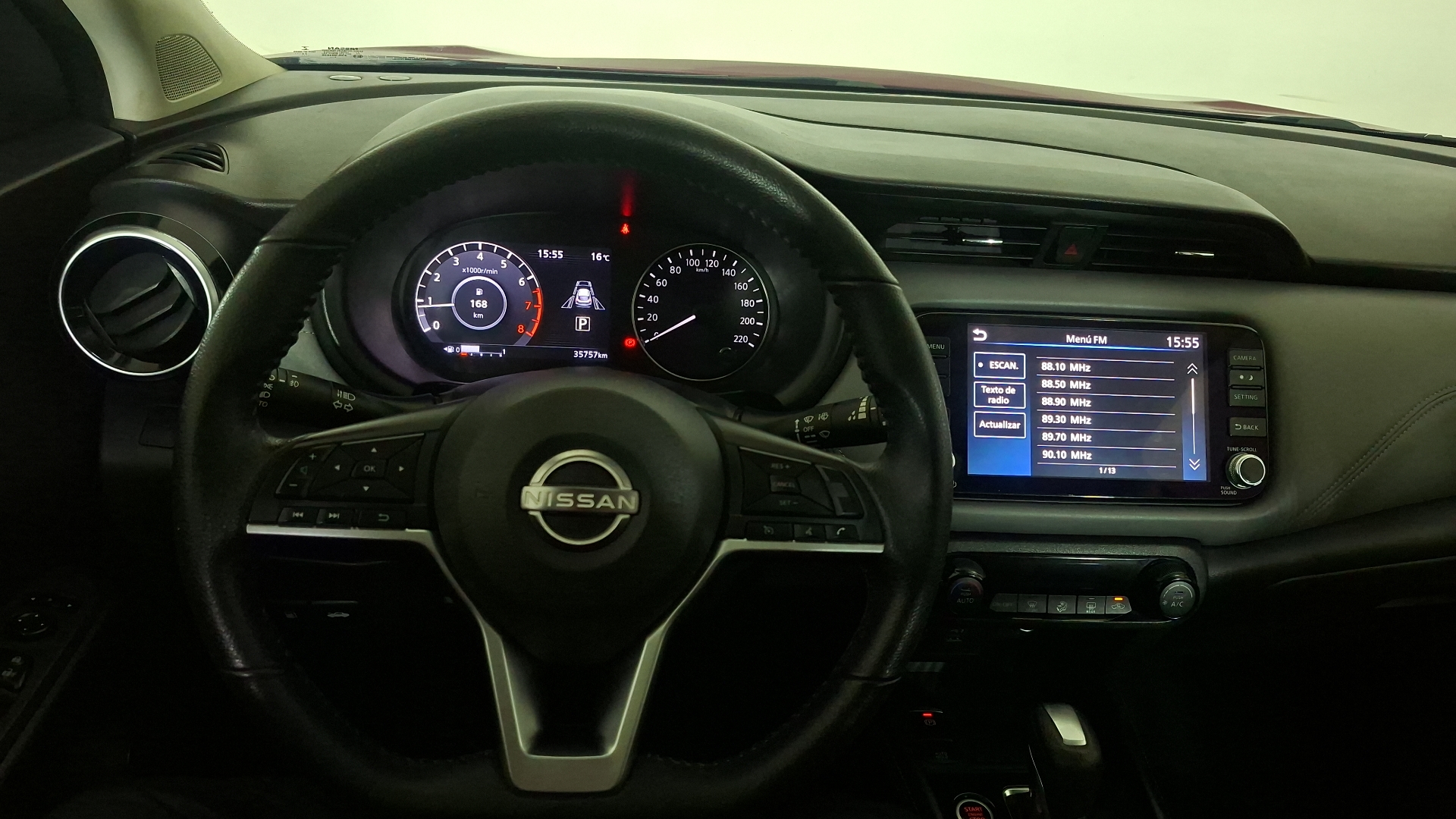 Nissan Kicks — foto 8 de 16
