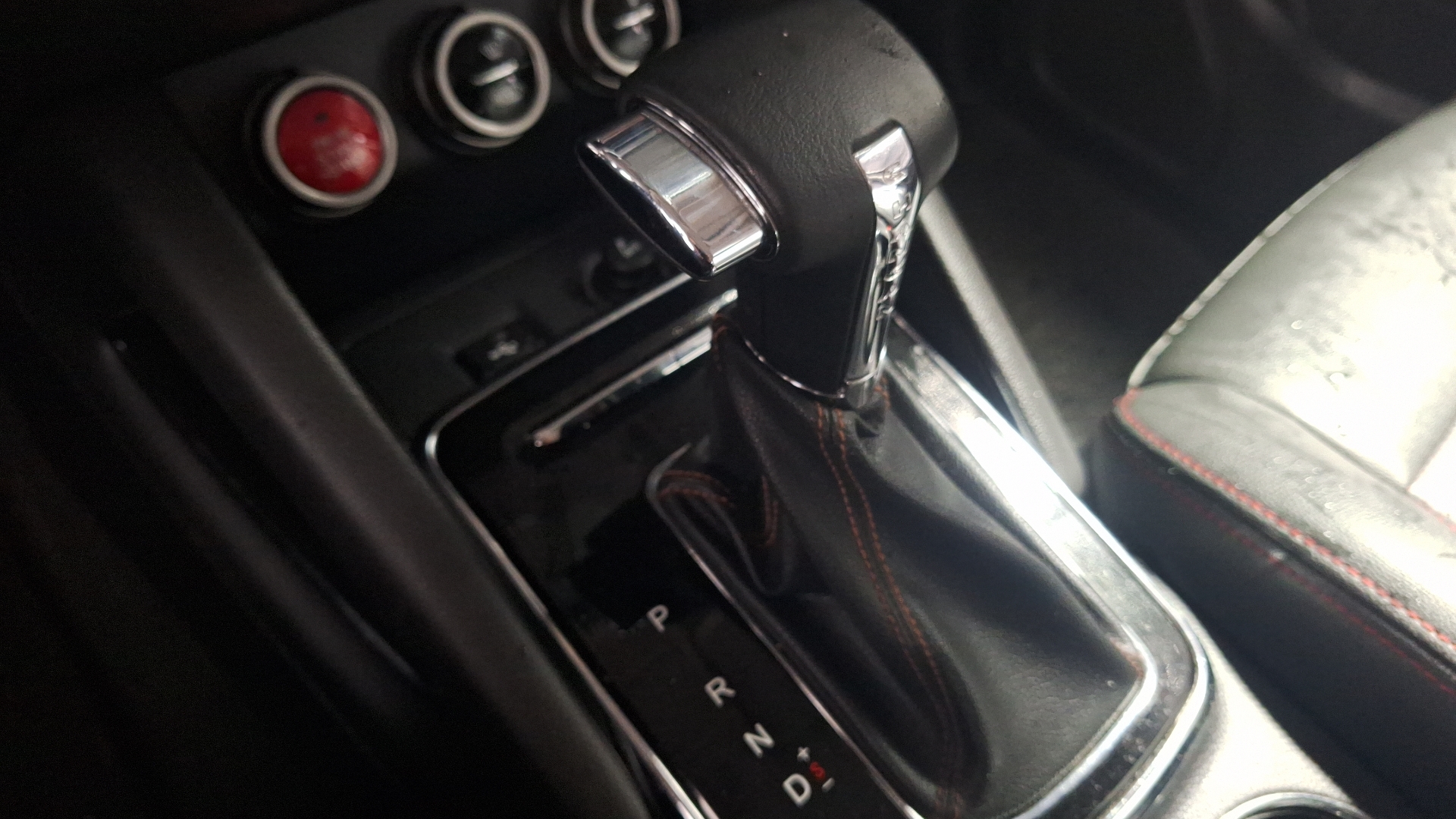 Changan Cx70 — foto 11 de 17