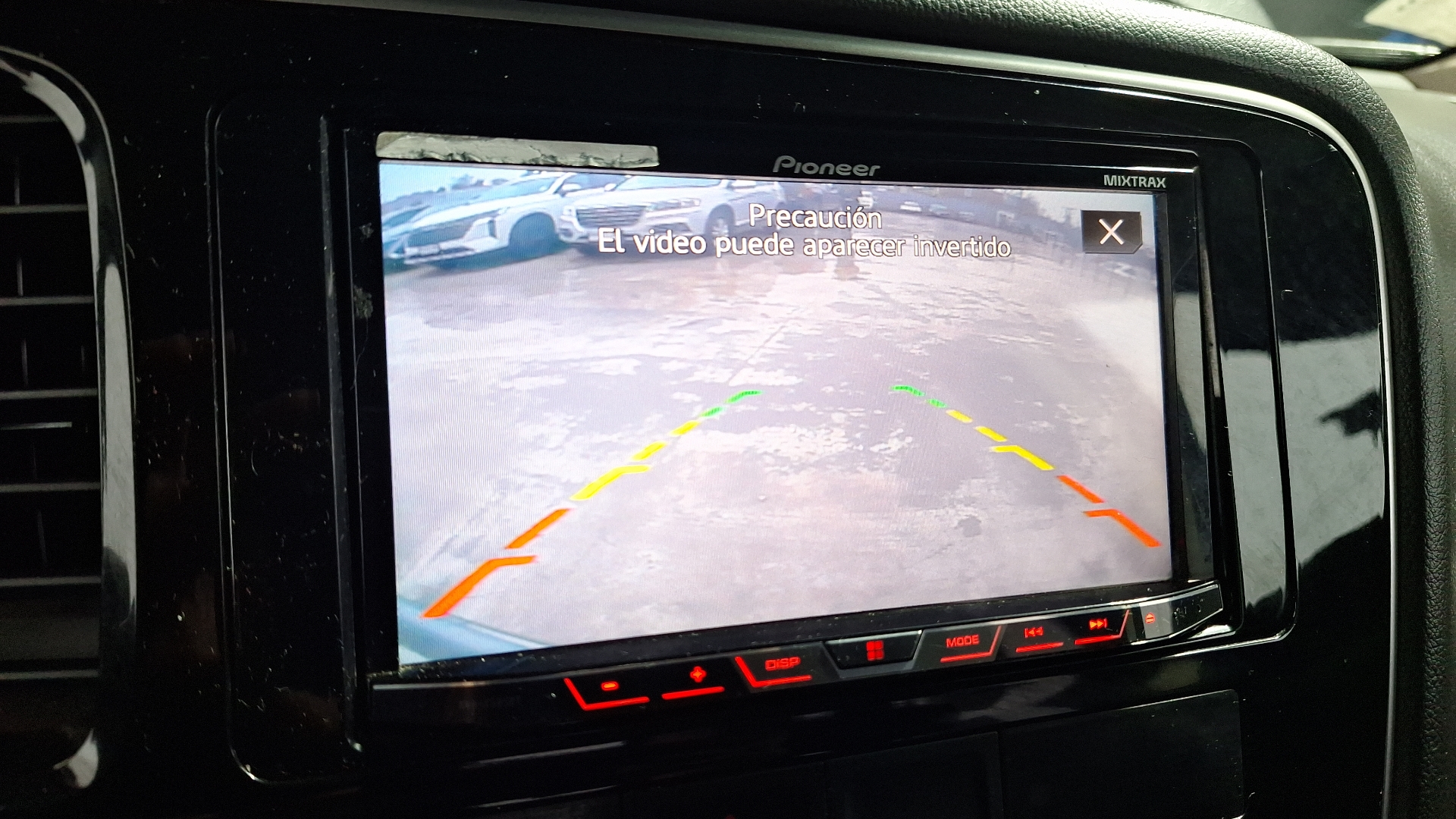 Mitsubishi Outlander — foto 12 de 15
