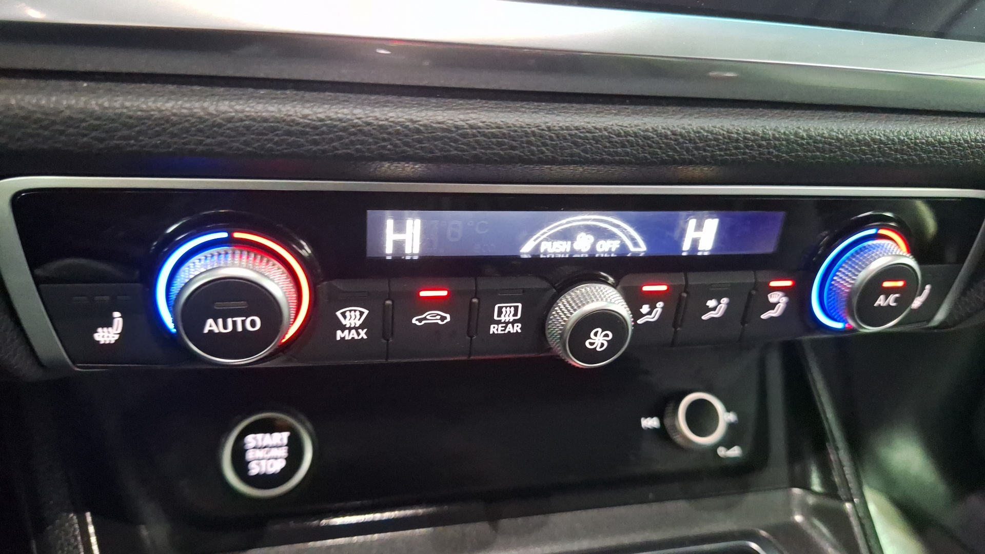 Audi Q3 — foto 15 de 15