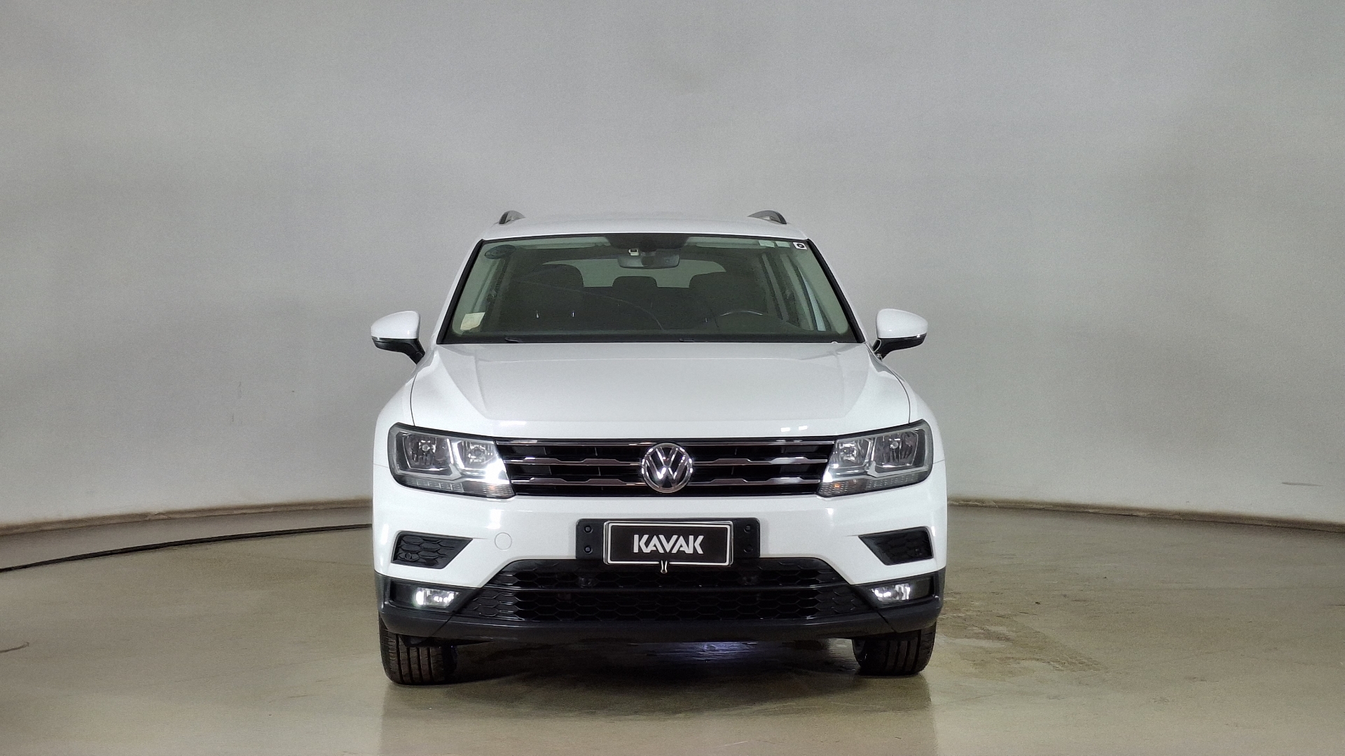 Volkswagen Tiguan — foto 2 de 15
