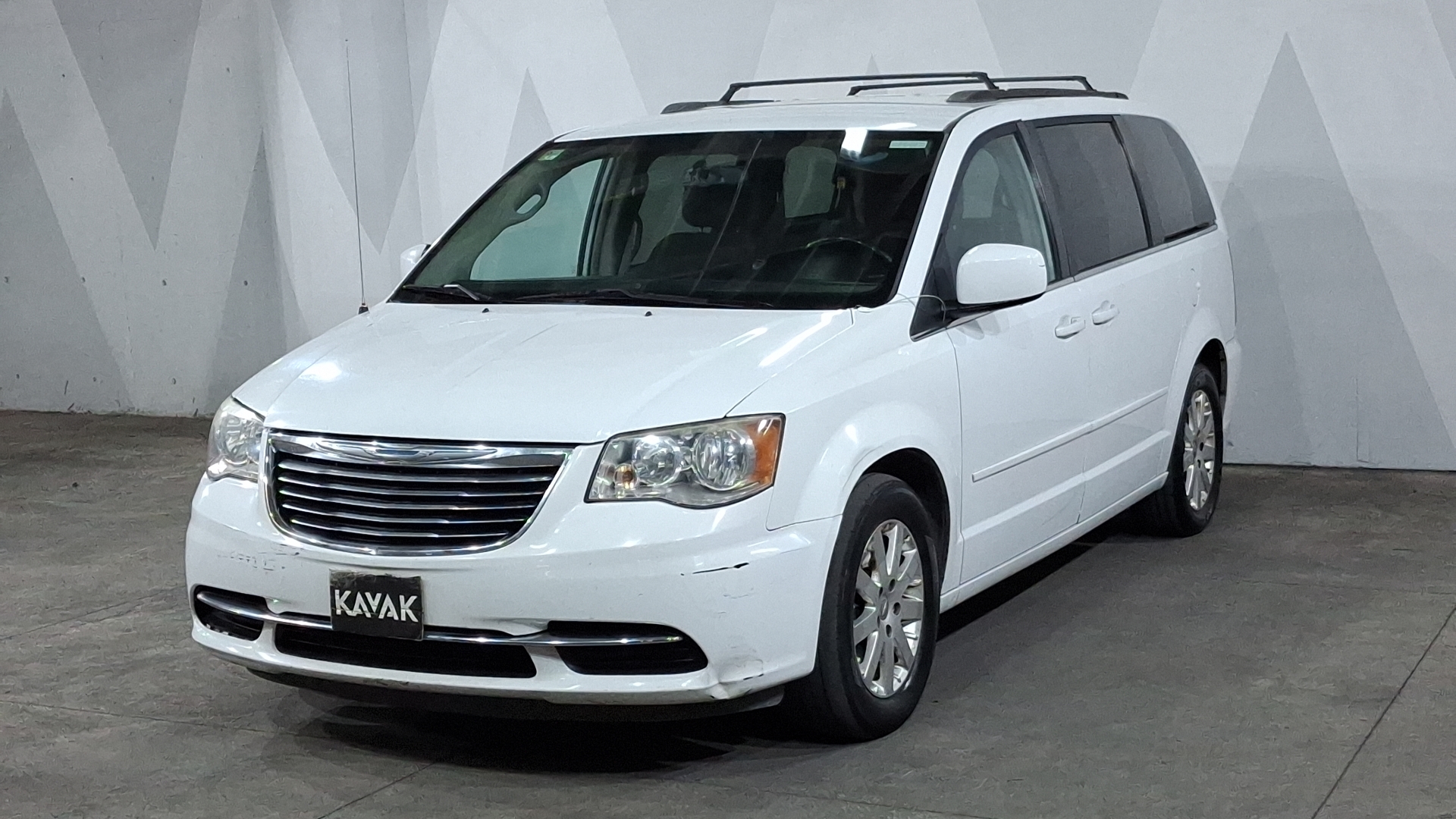 Chrysler Town \u0026 Country 2016