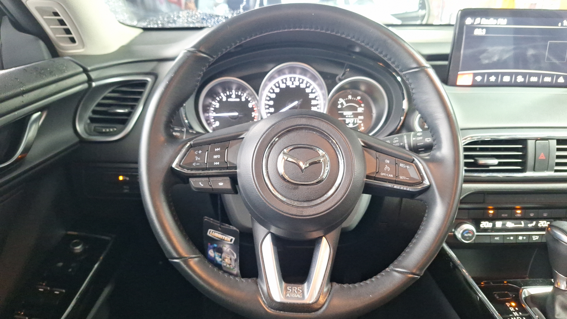 Mazda CX-9 — foto 8 de 16