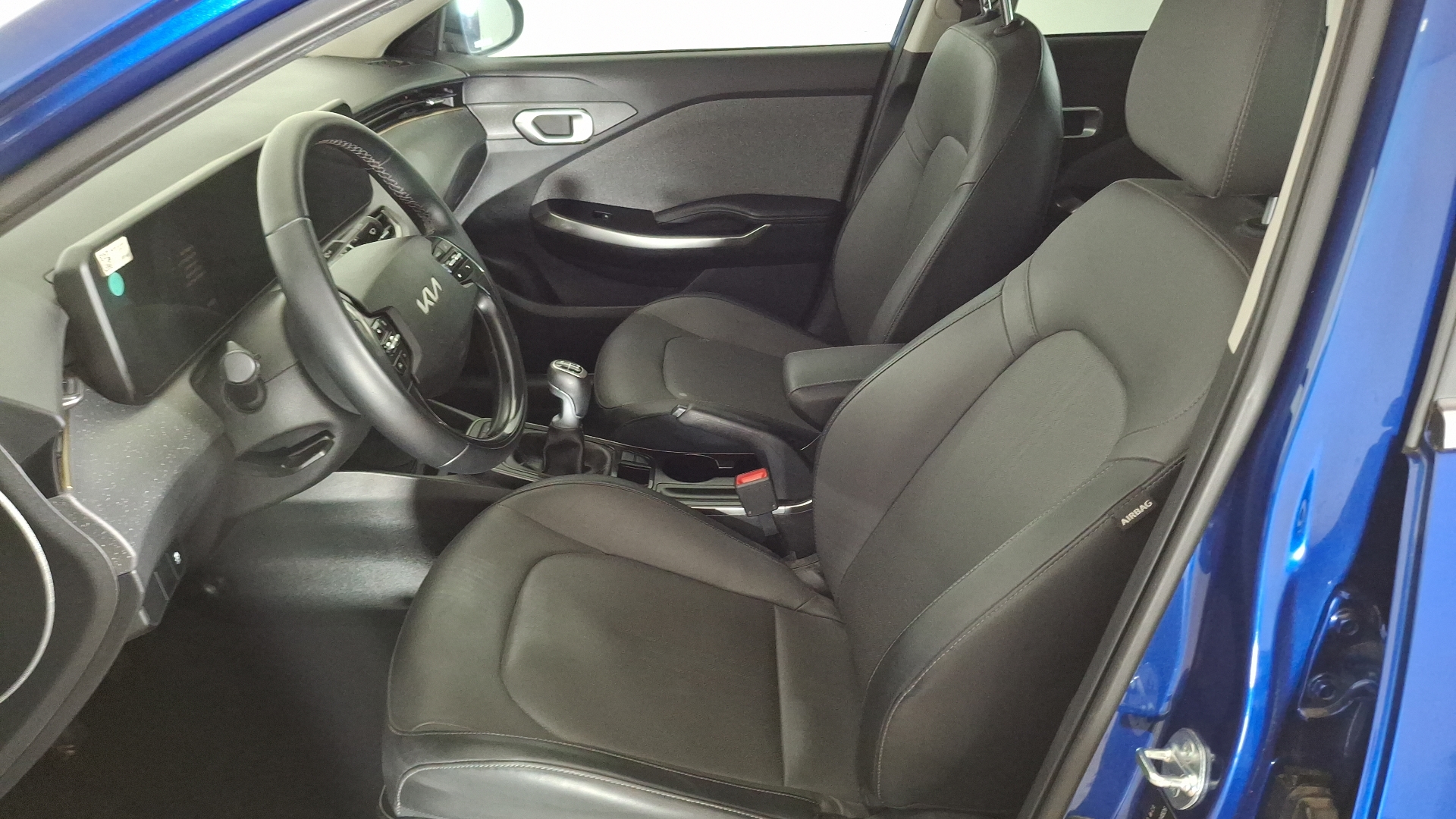 KIA K3 — foto 13 de 16