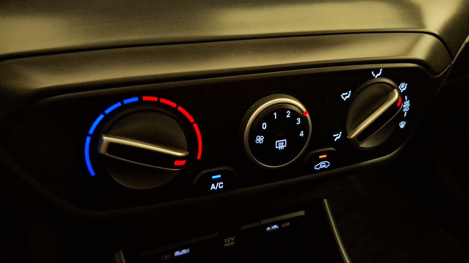 Hyundai I20 — foto 15 de 16