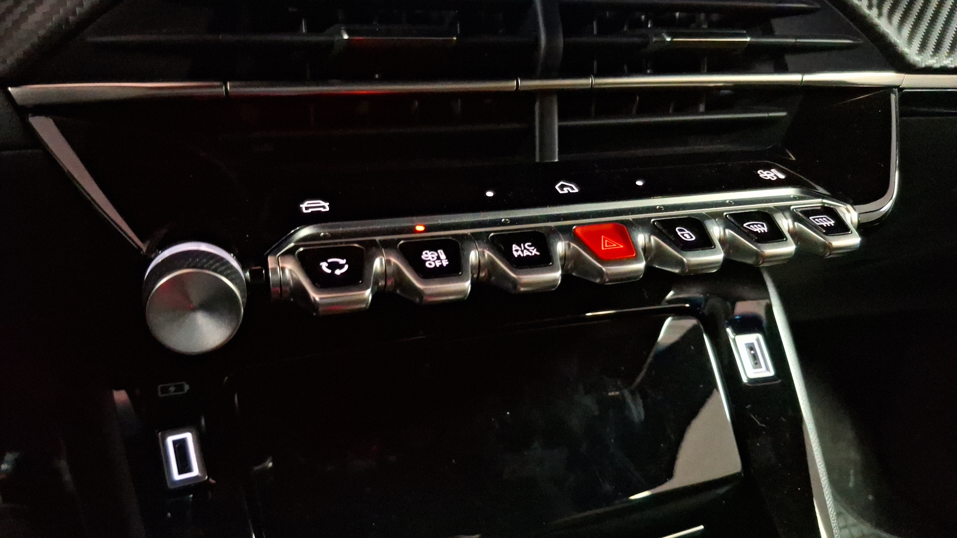 Peugeot 2008 — foto 15 de 16
