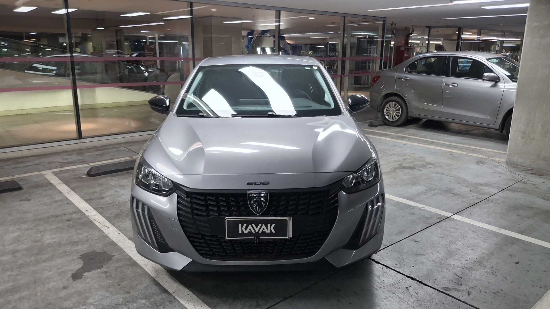 Peugeot 208 — foto 2 de 15