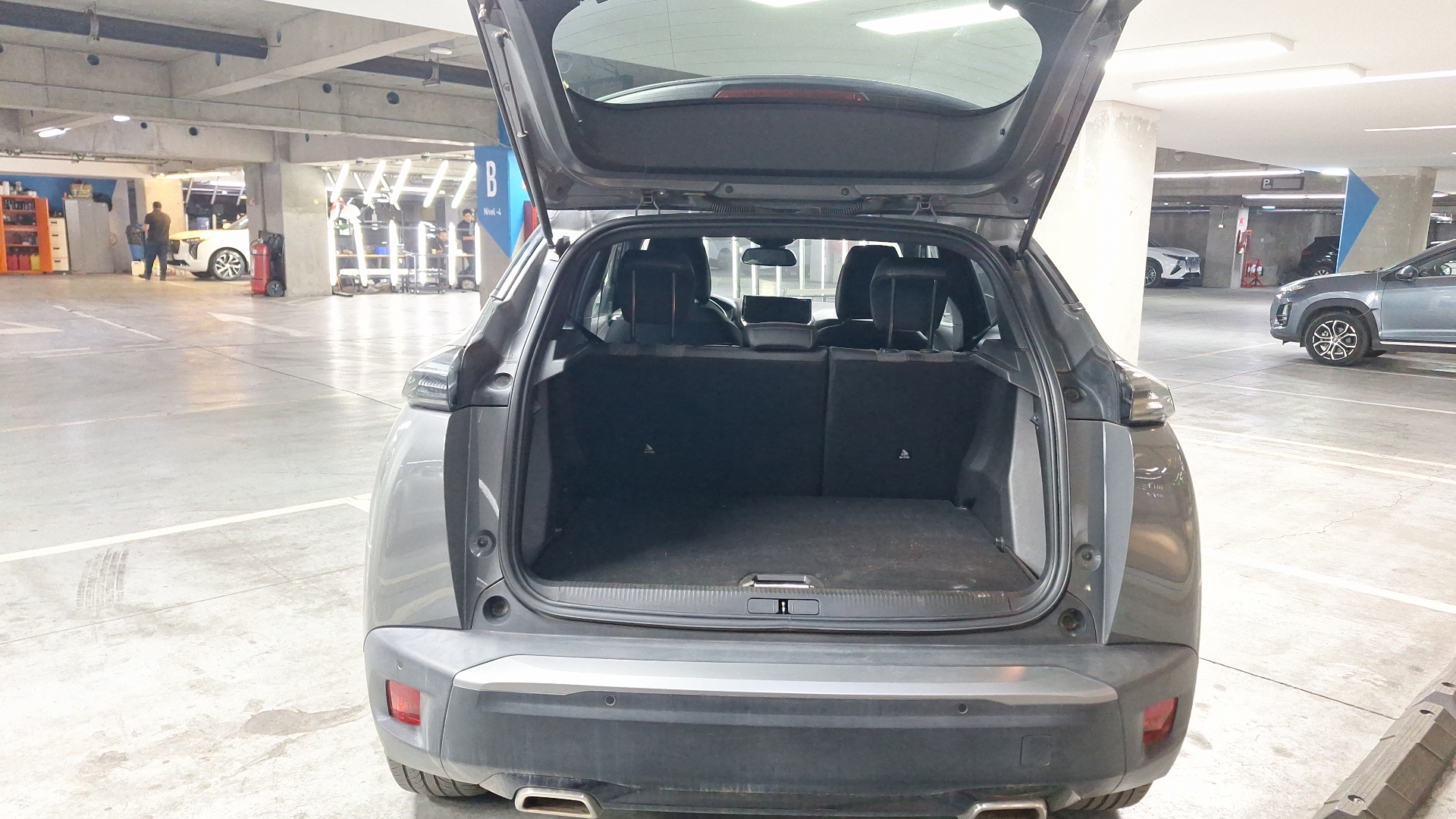 Peugeot 2008 — foto 4 de 15