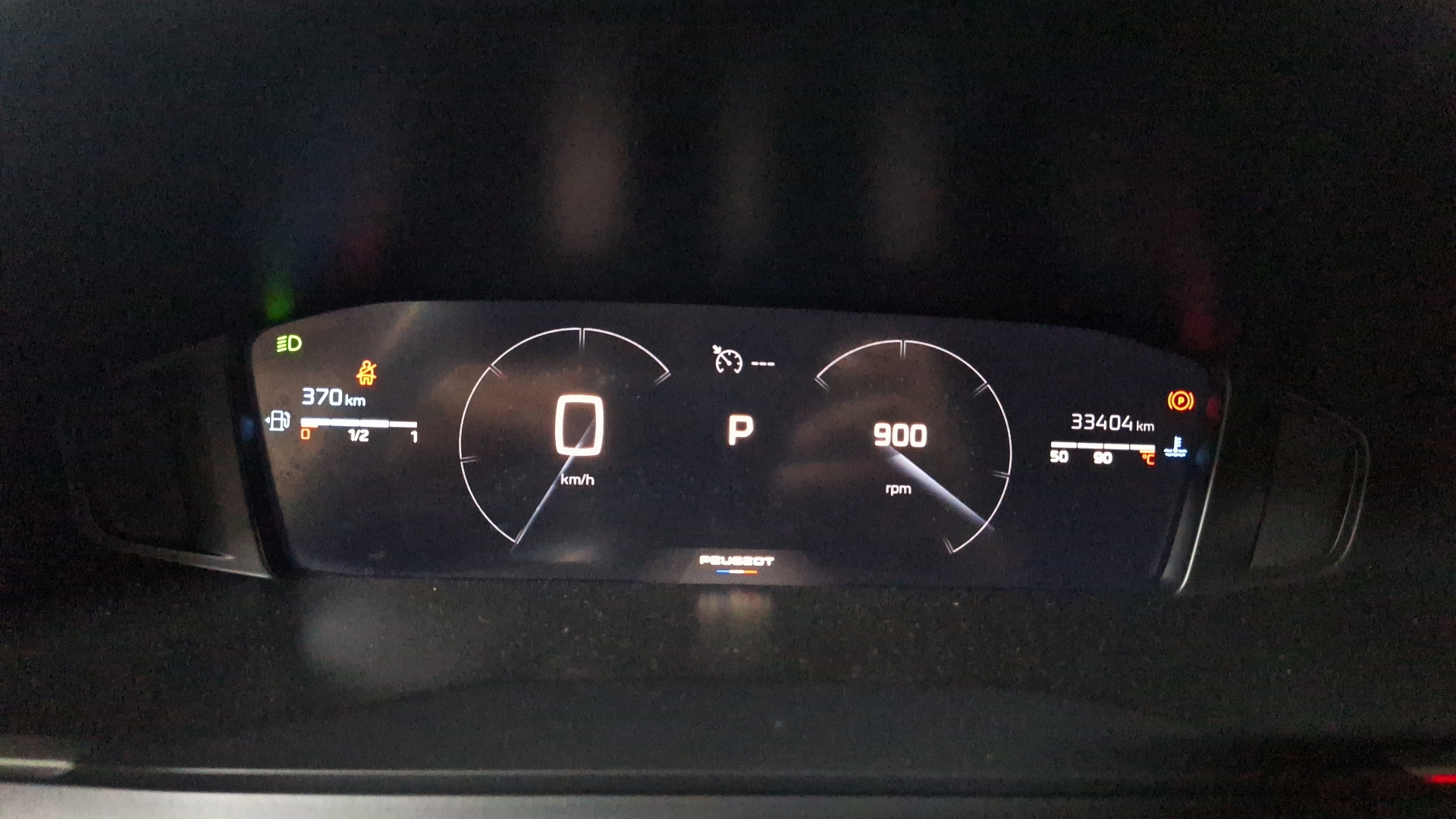 Peugeot 2008 — foto 9 de 15