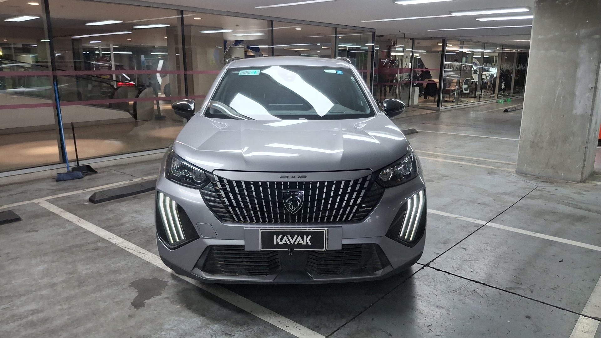 Peugeot 2008 — foto 2 de 16