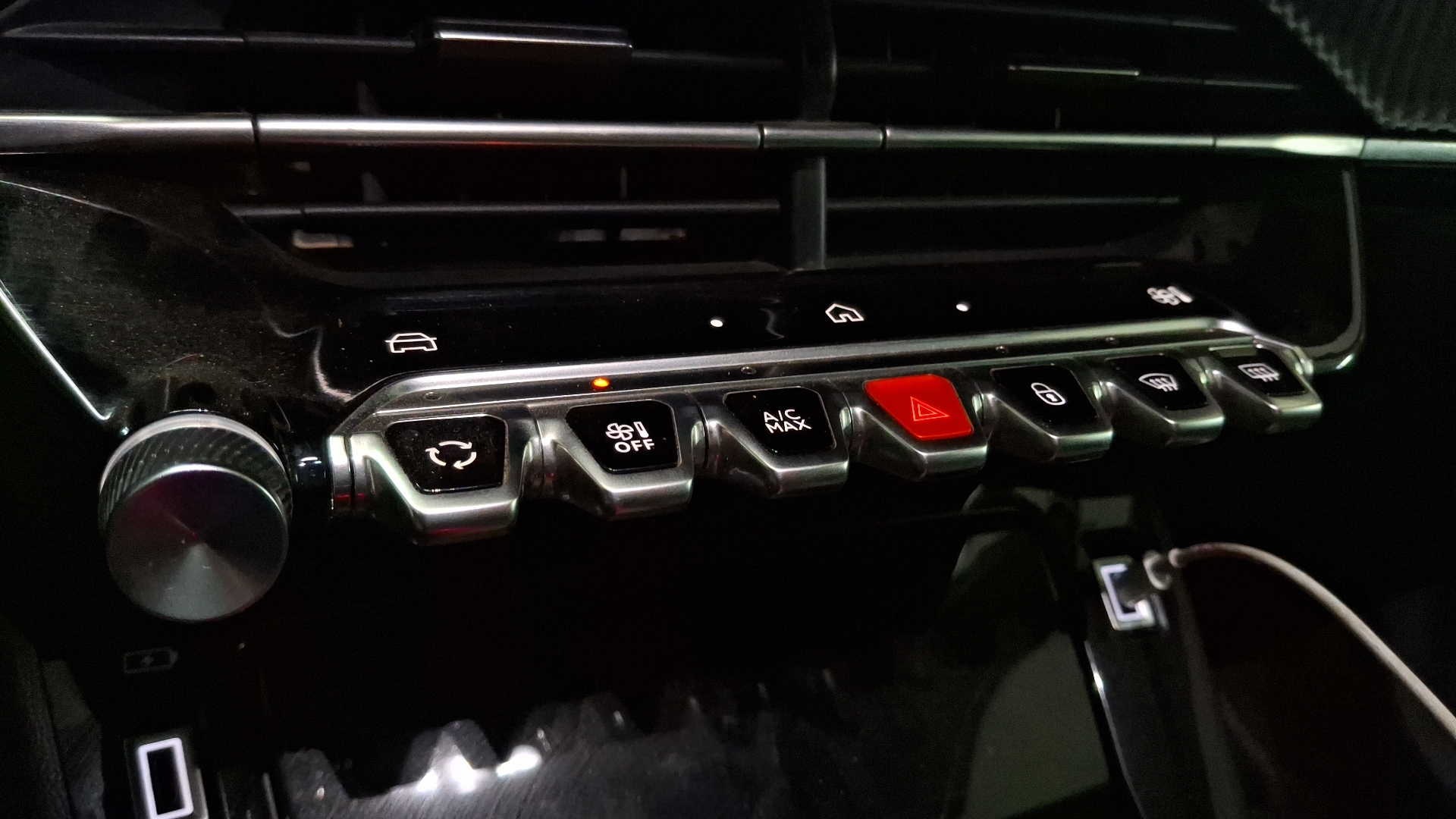 Peugeot 2008 — foto 15 de 16