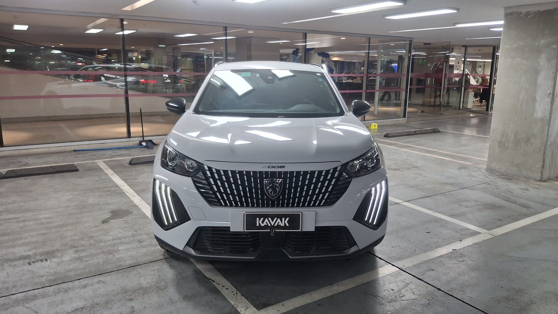 Peugeot 2008 — foto 2 de 16
