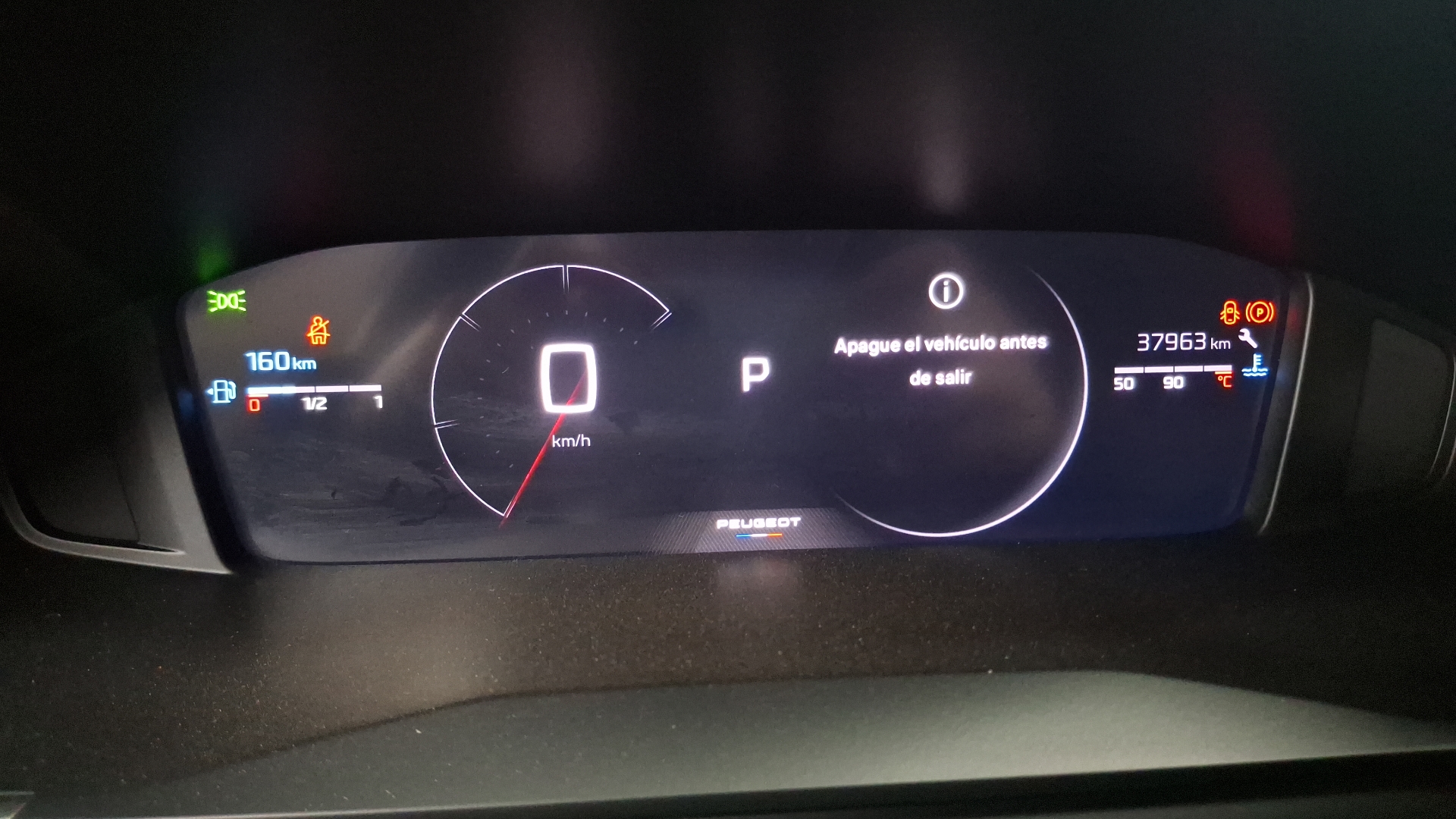 Peugeot 2008 — foto 9 de 16