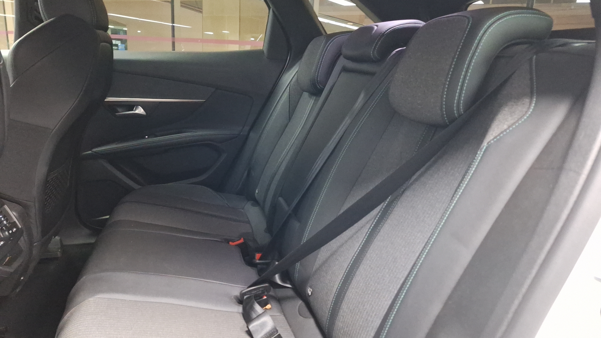 Peugeot 3008 — foto 13 de 15