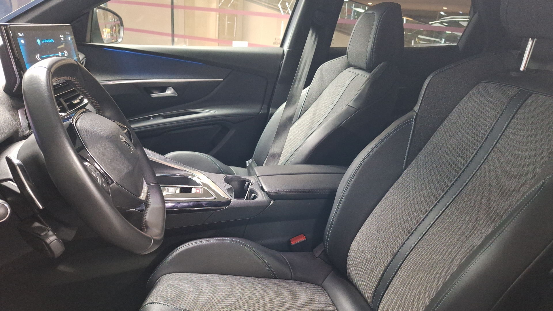 Peugeot 3008 — foto 14 de 15