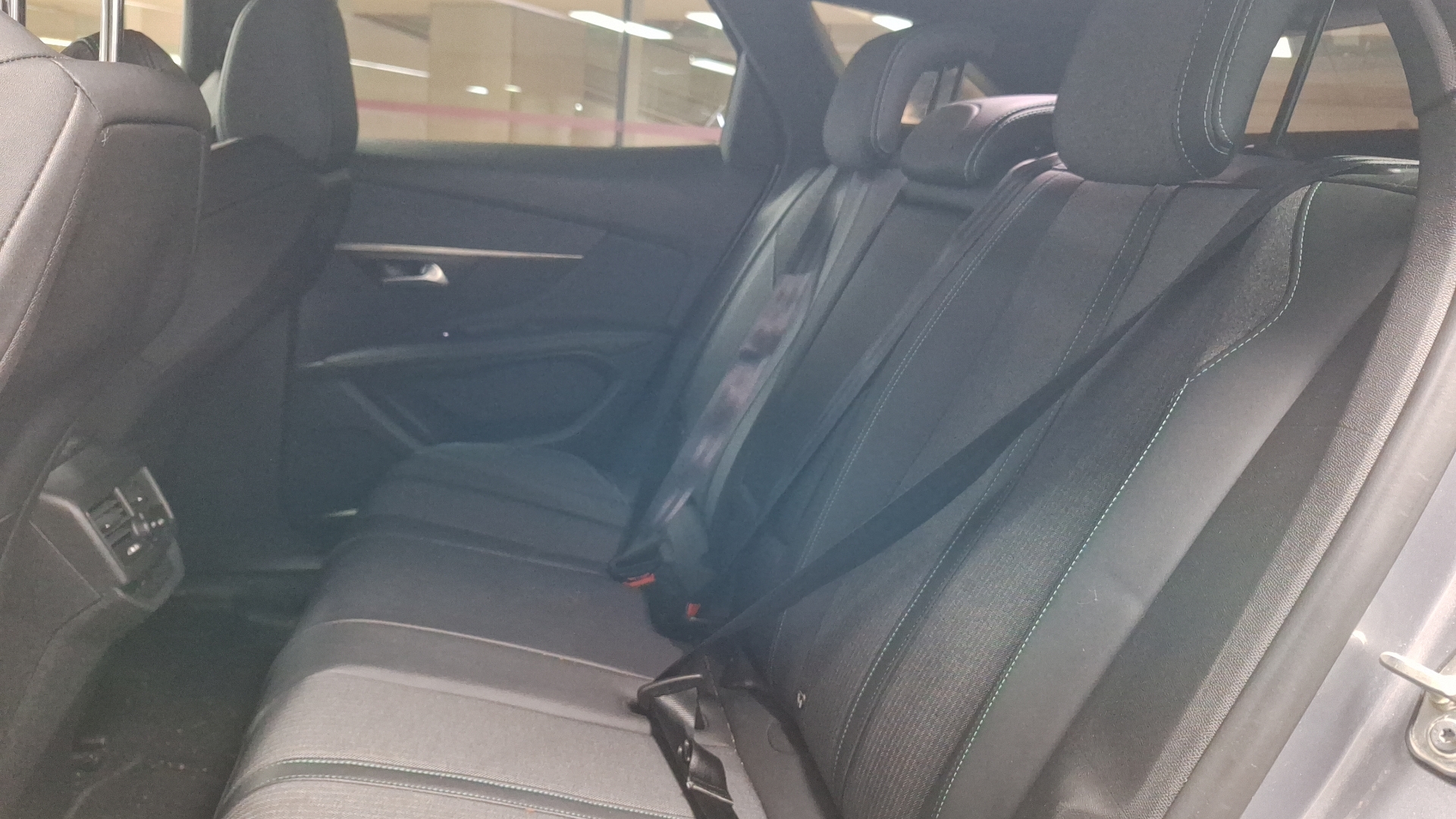 Peugeot 3008 — foto 13 de 15